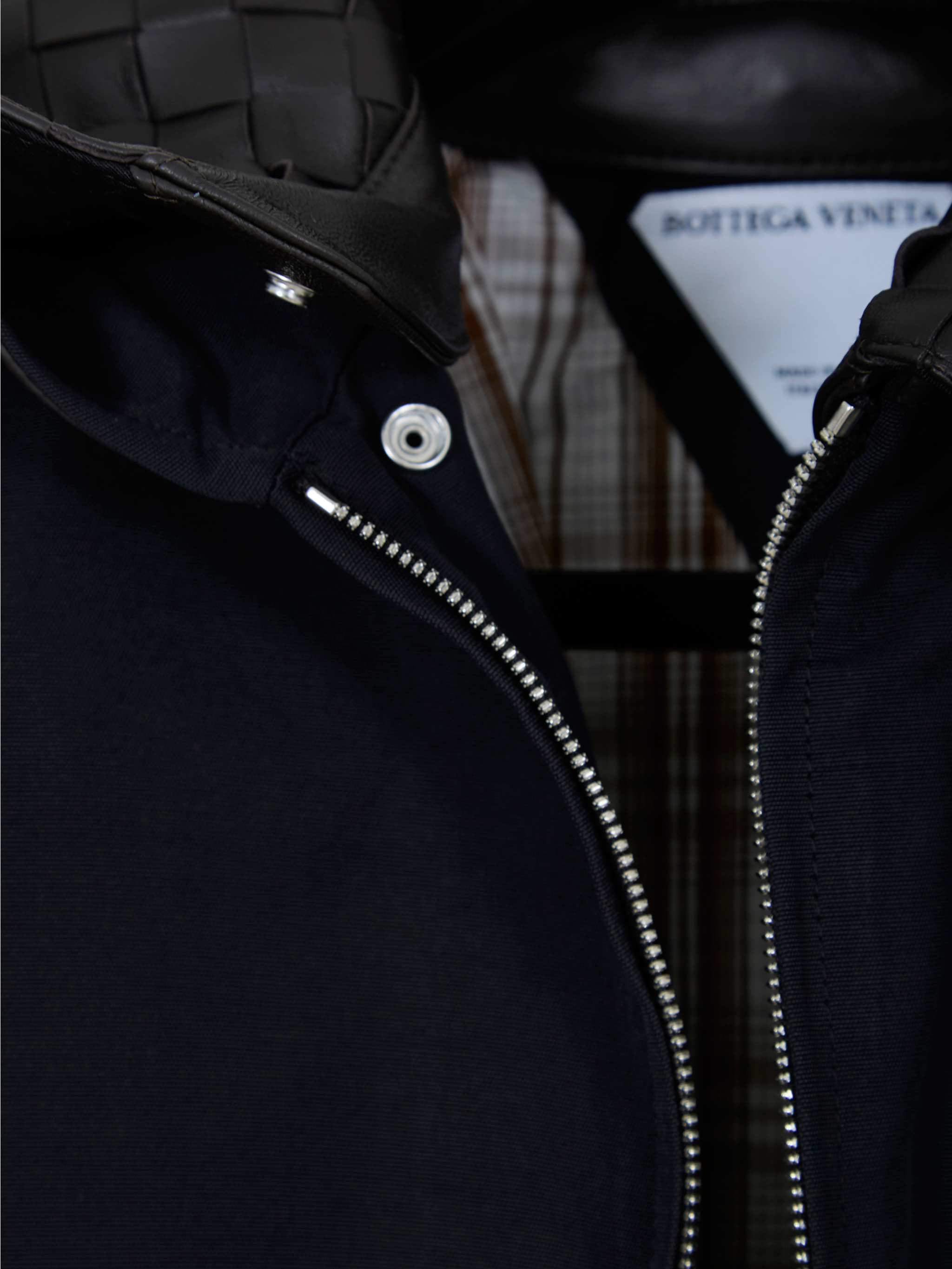 Cazadora con cuello extraíble