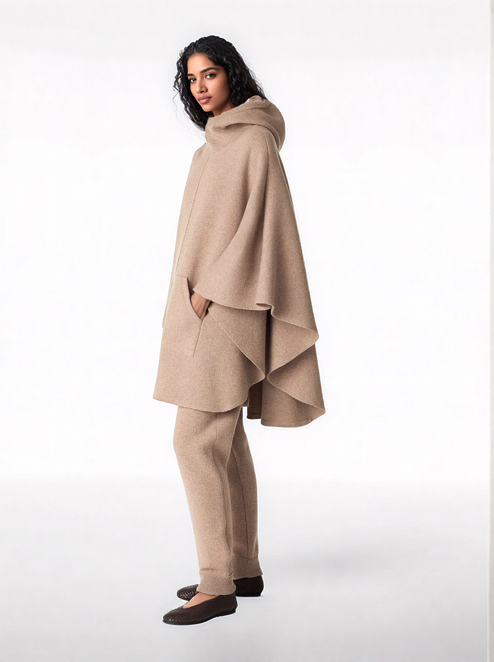 Cashmere hooded cape
