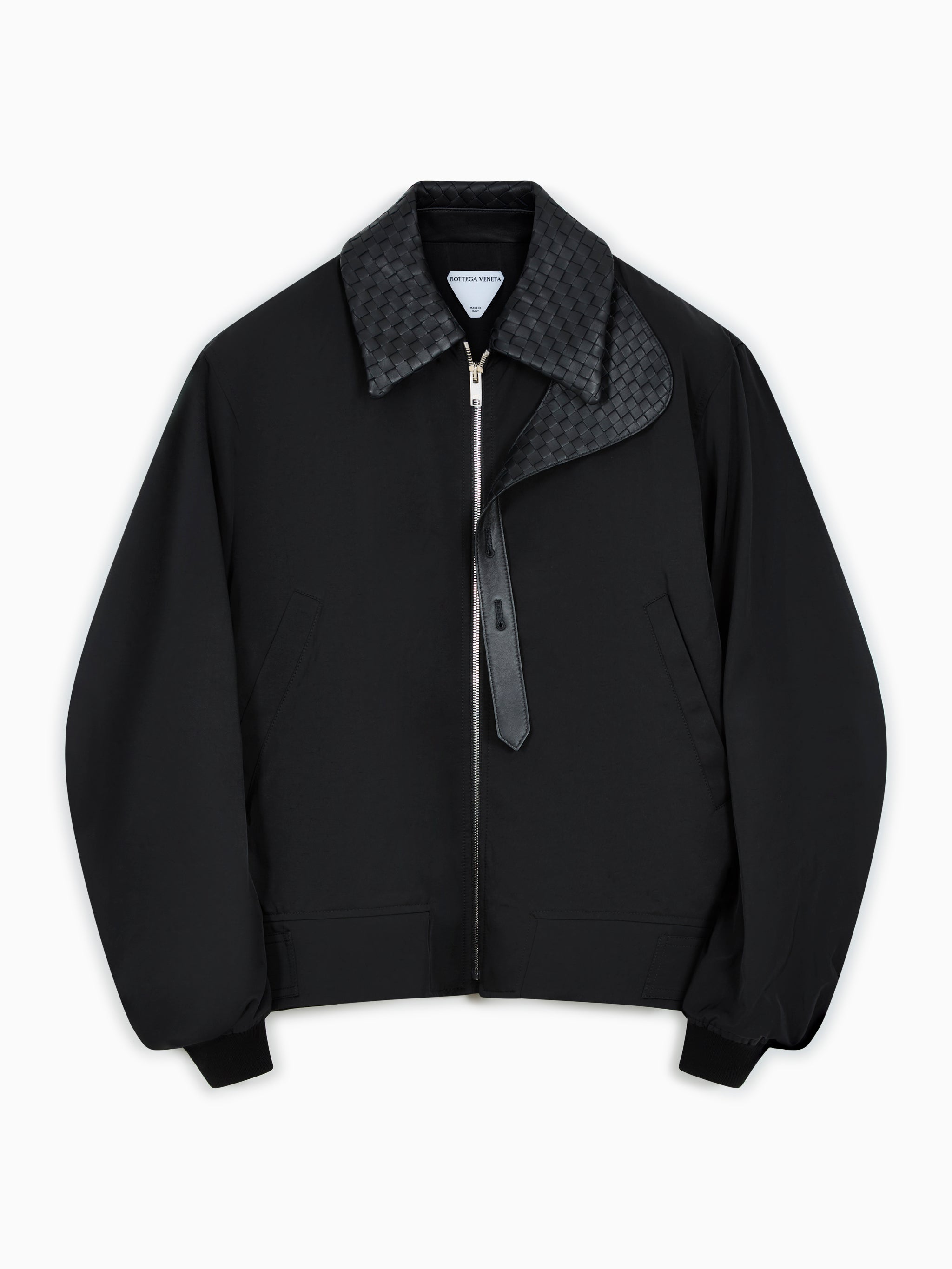 Chaqueta con cuello Intecciato
