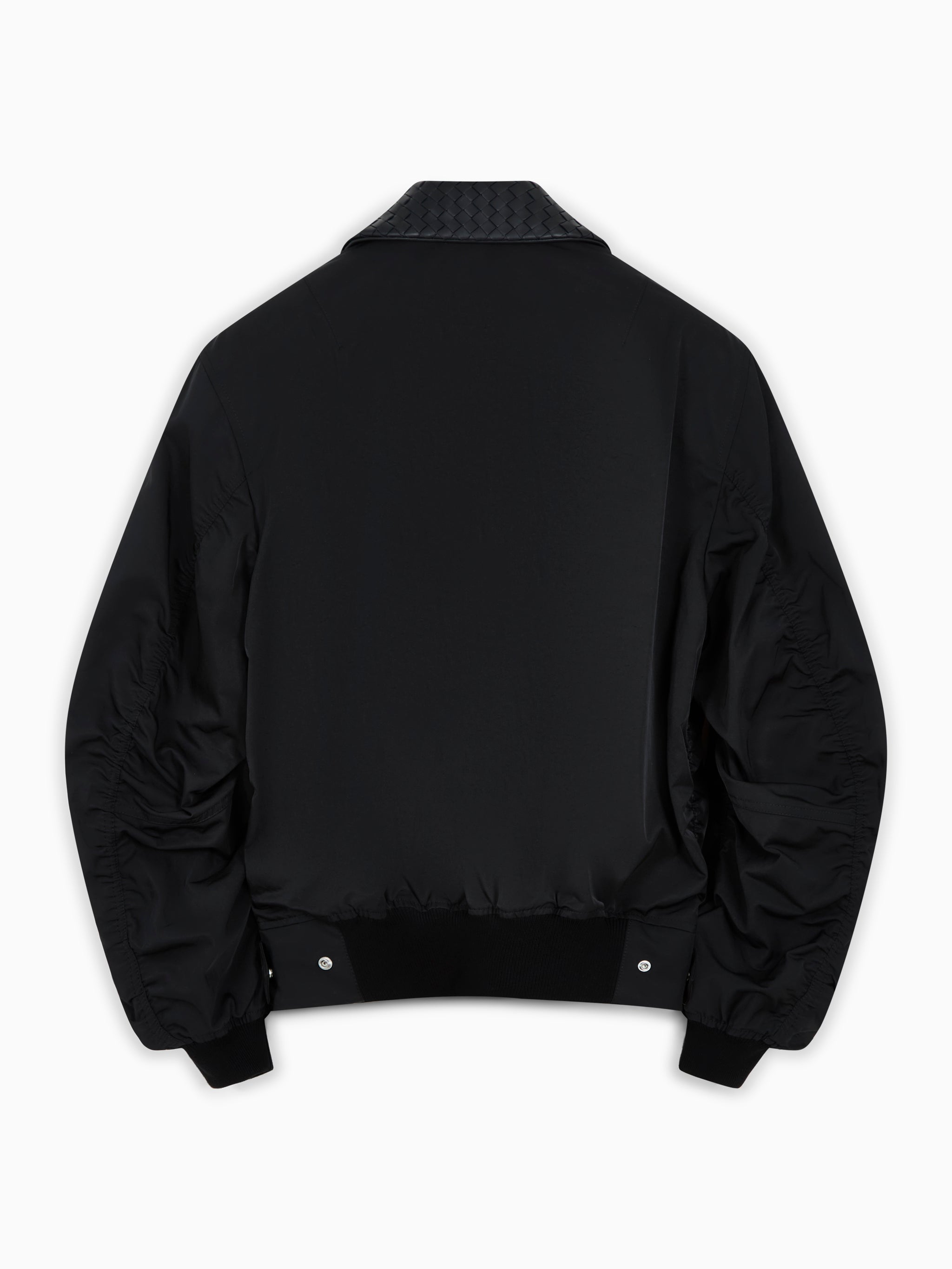 Chaqueta con cuello Intecciato