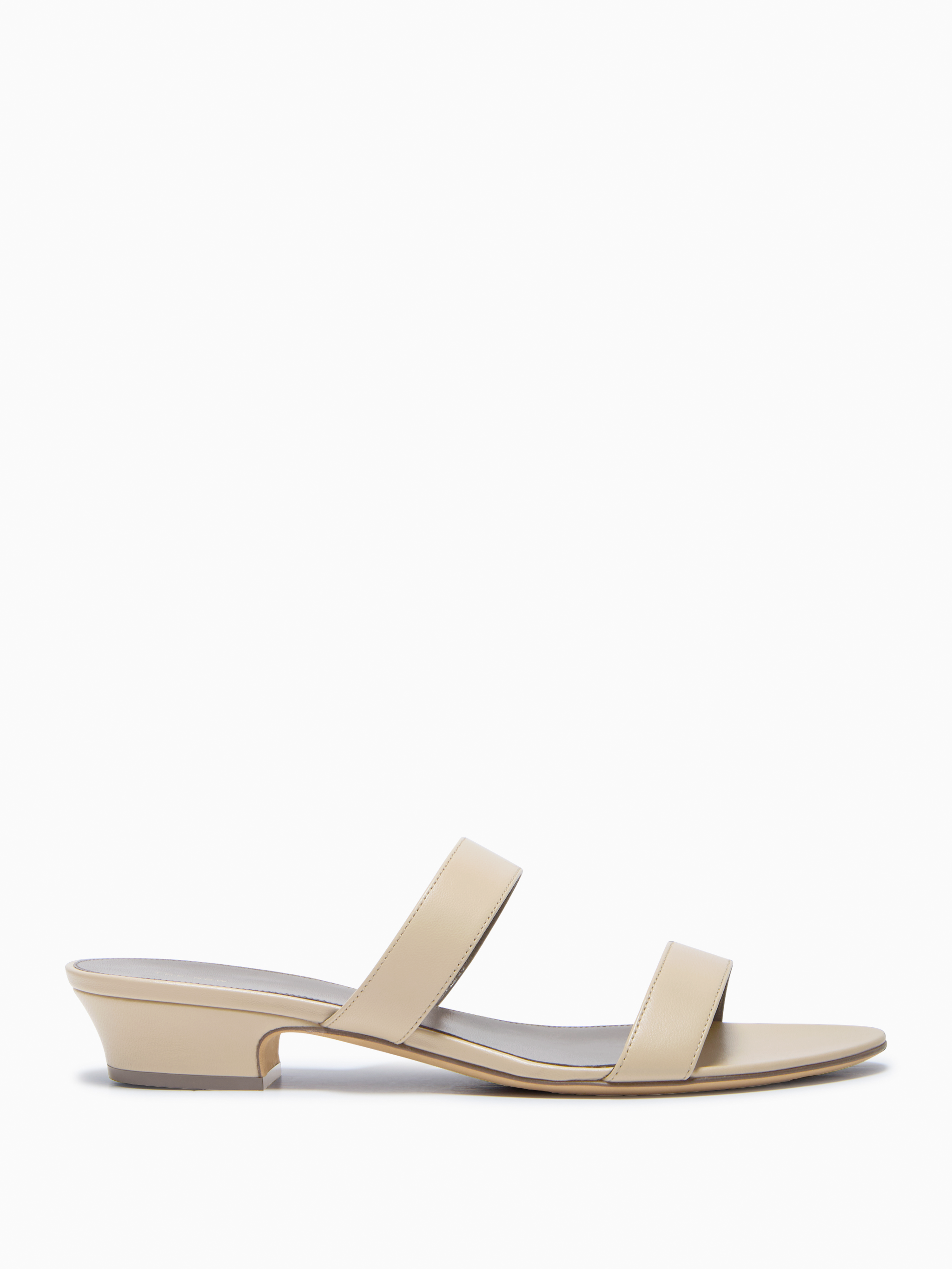 Awar sandals