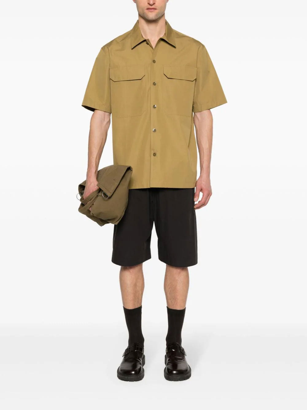 Short sleeve shirt