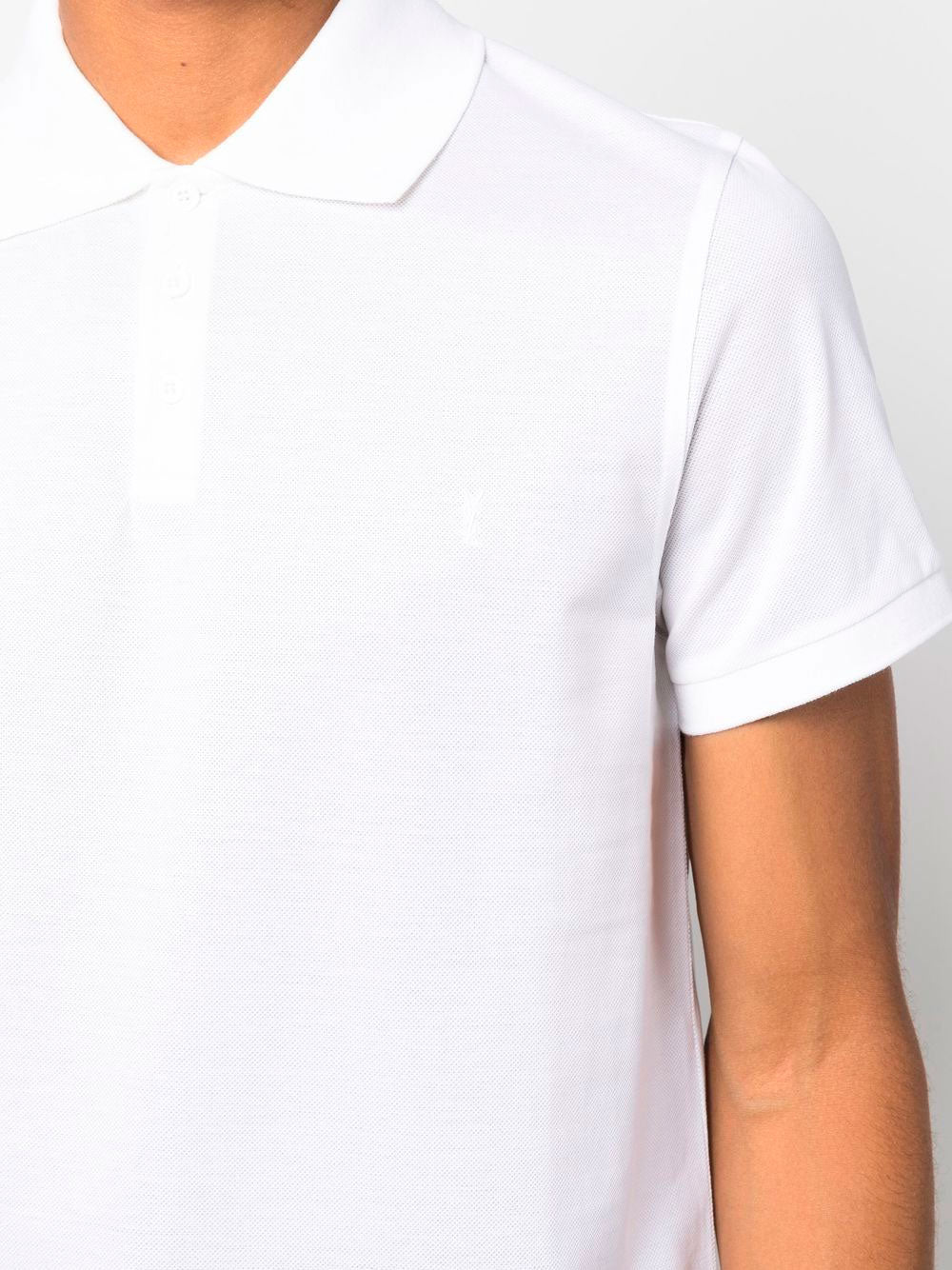 Short-sleeved polo shirt