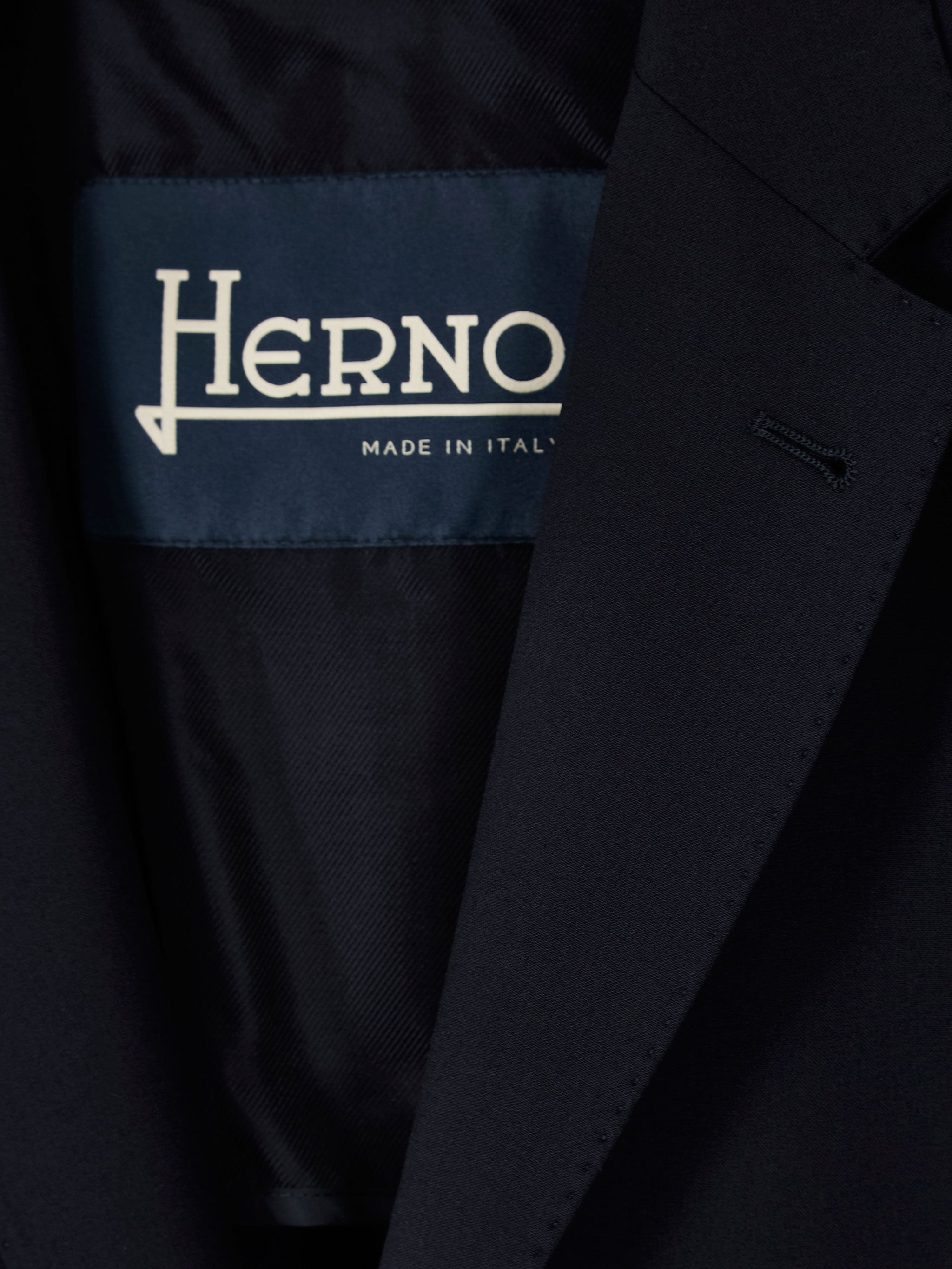 Single-breasted jacket