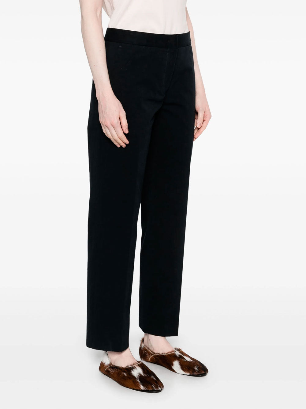 Cropped trousers