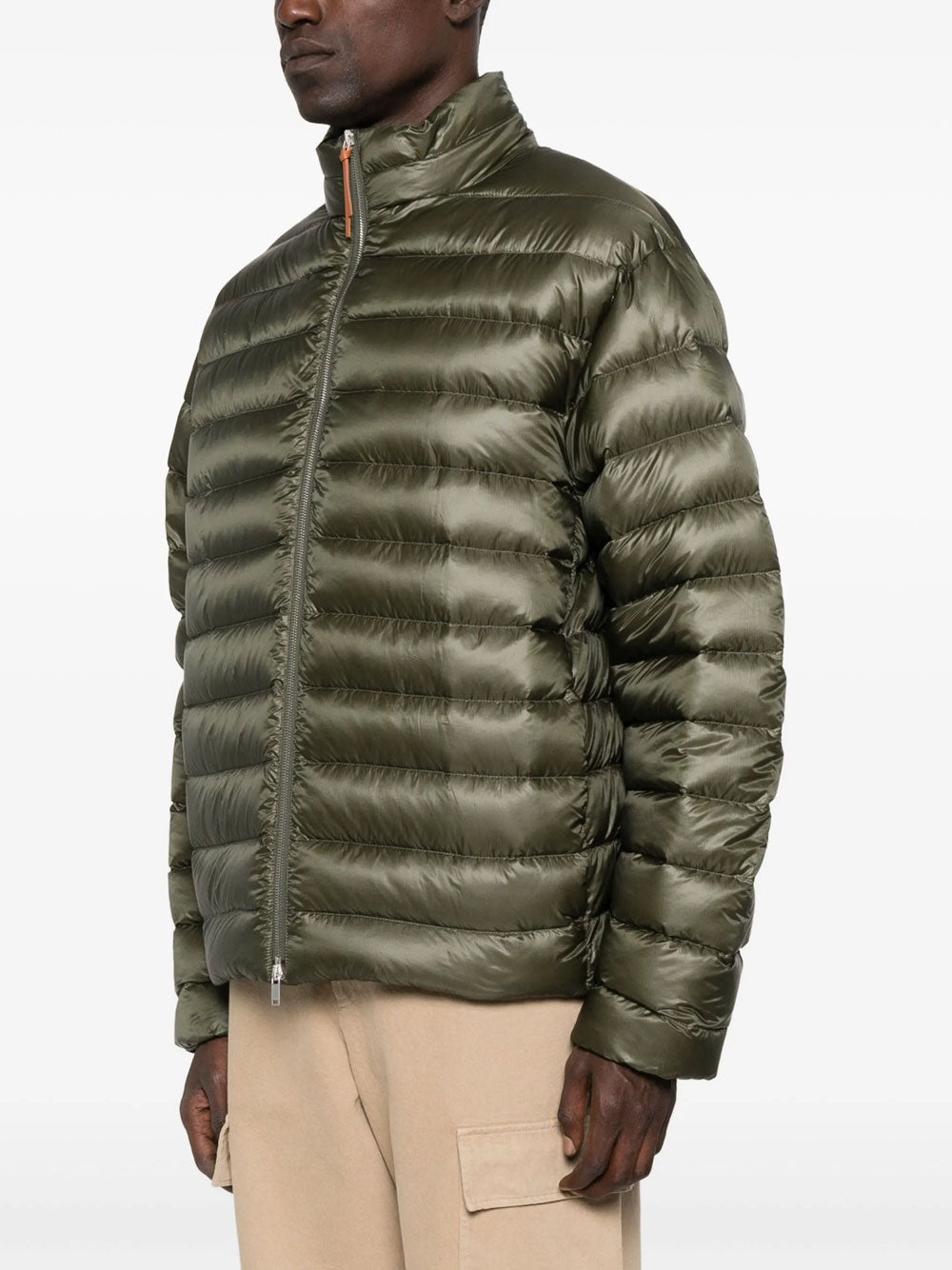 Foldable down jacket