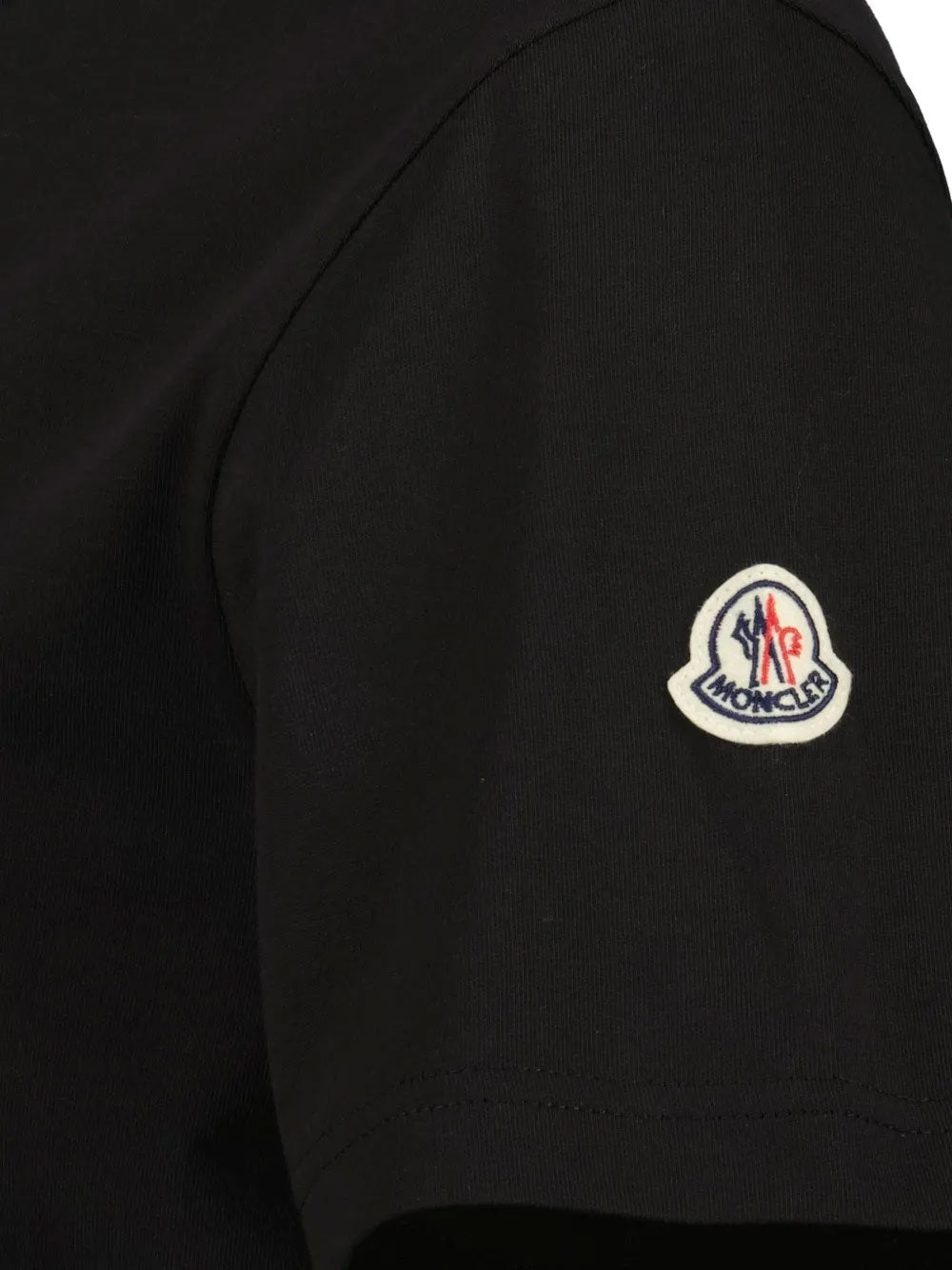 Camiseta con parche de camuflaje