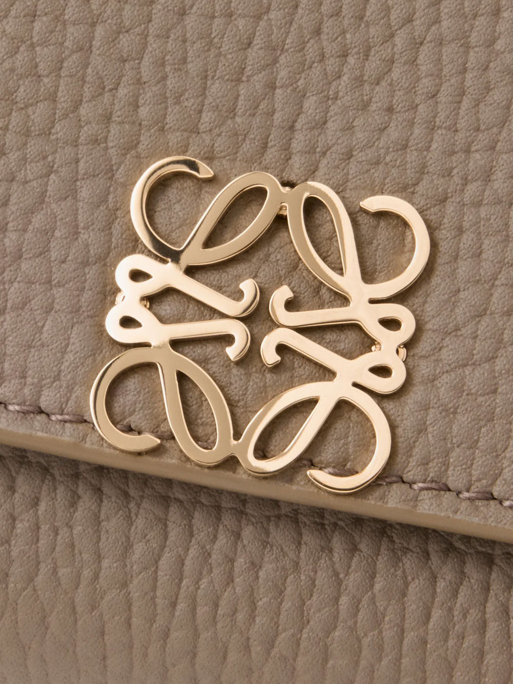 Anagram small wallet