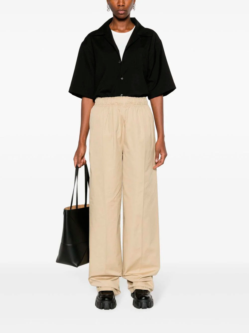 Wide-leg trousers