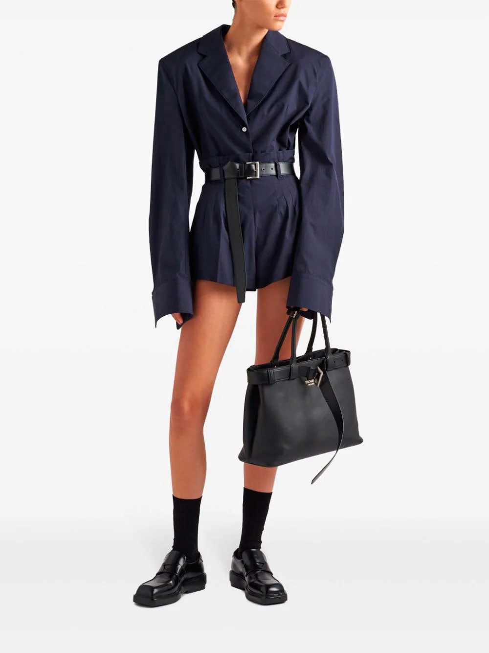 Chaqueta con cinturón