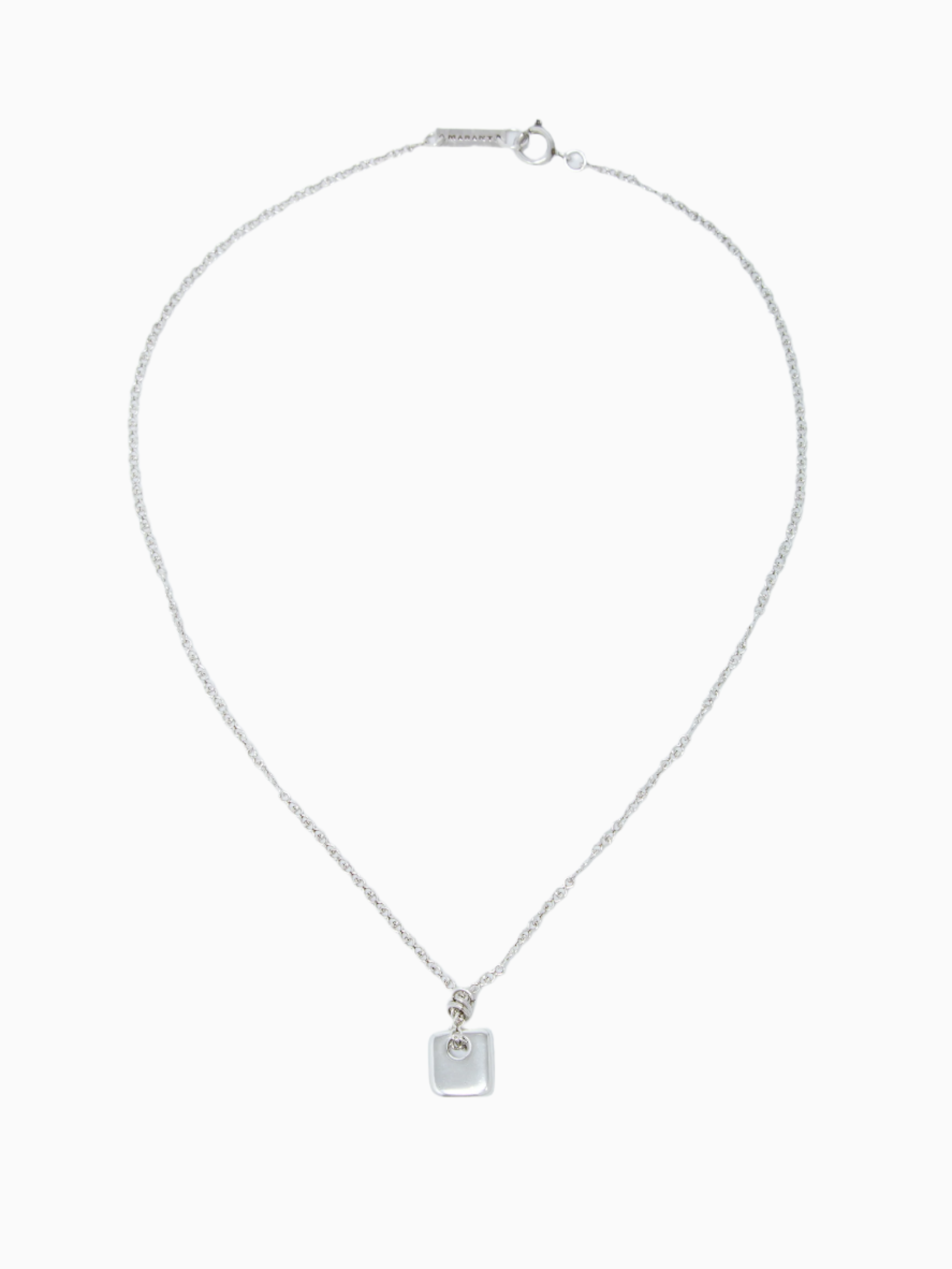 Short medal necklace