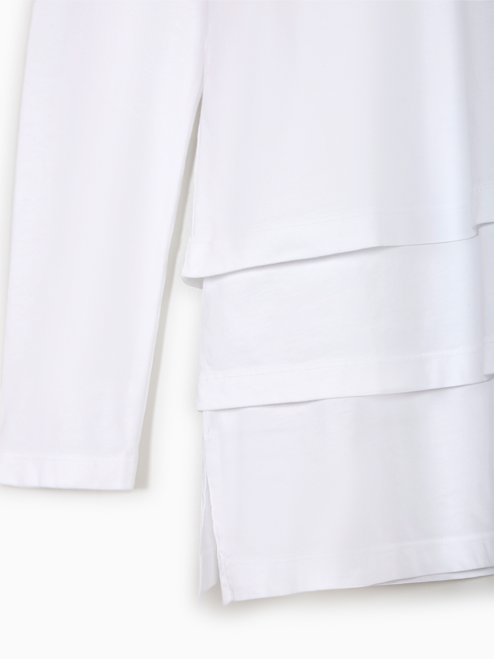 Pack of white T-shirts