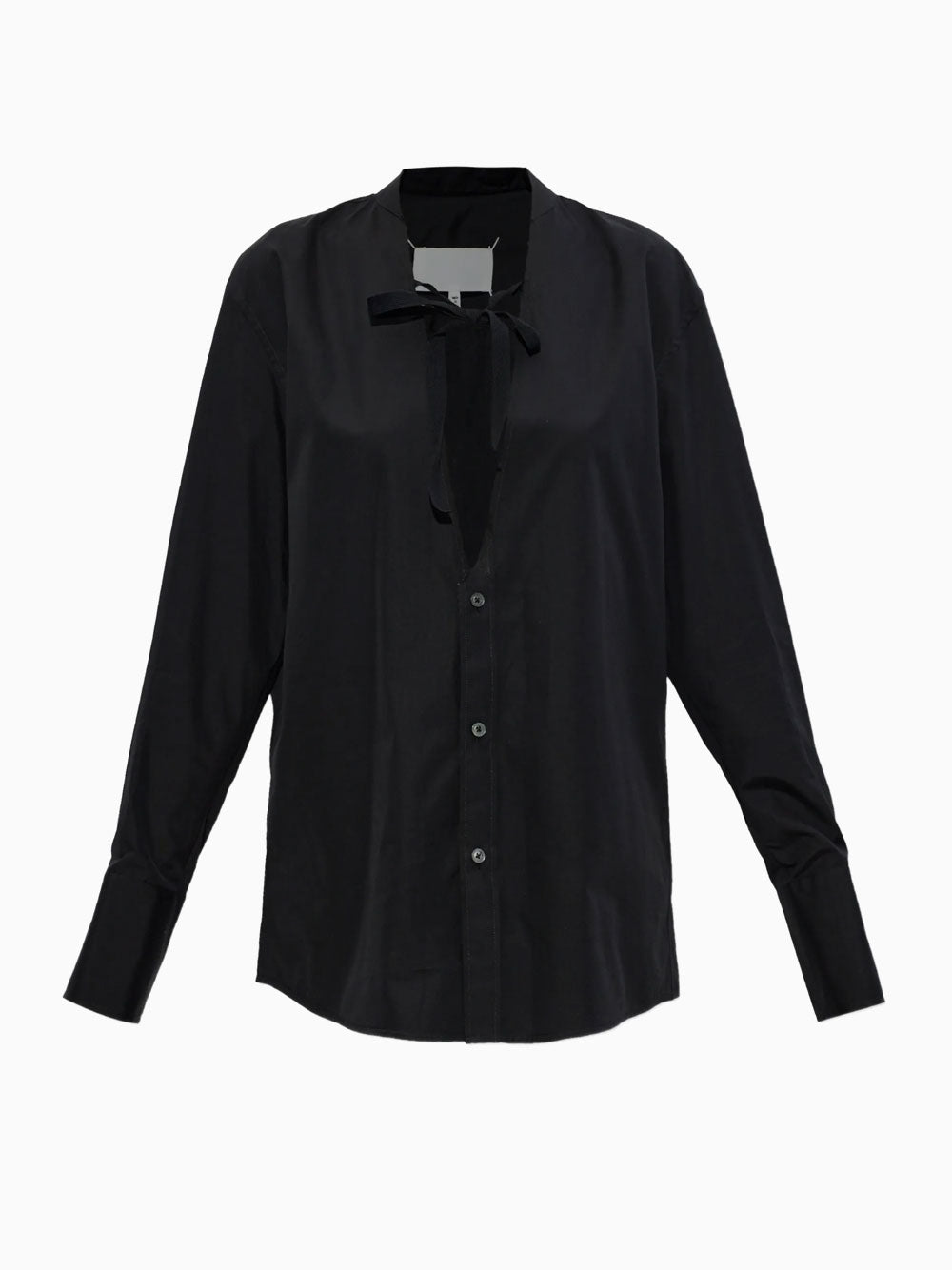 Camisa con cierre de lazo