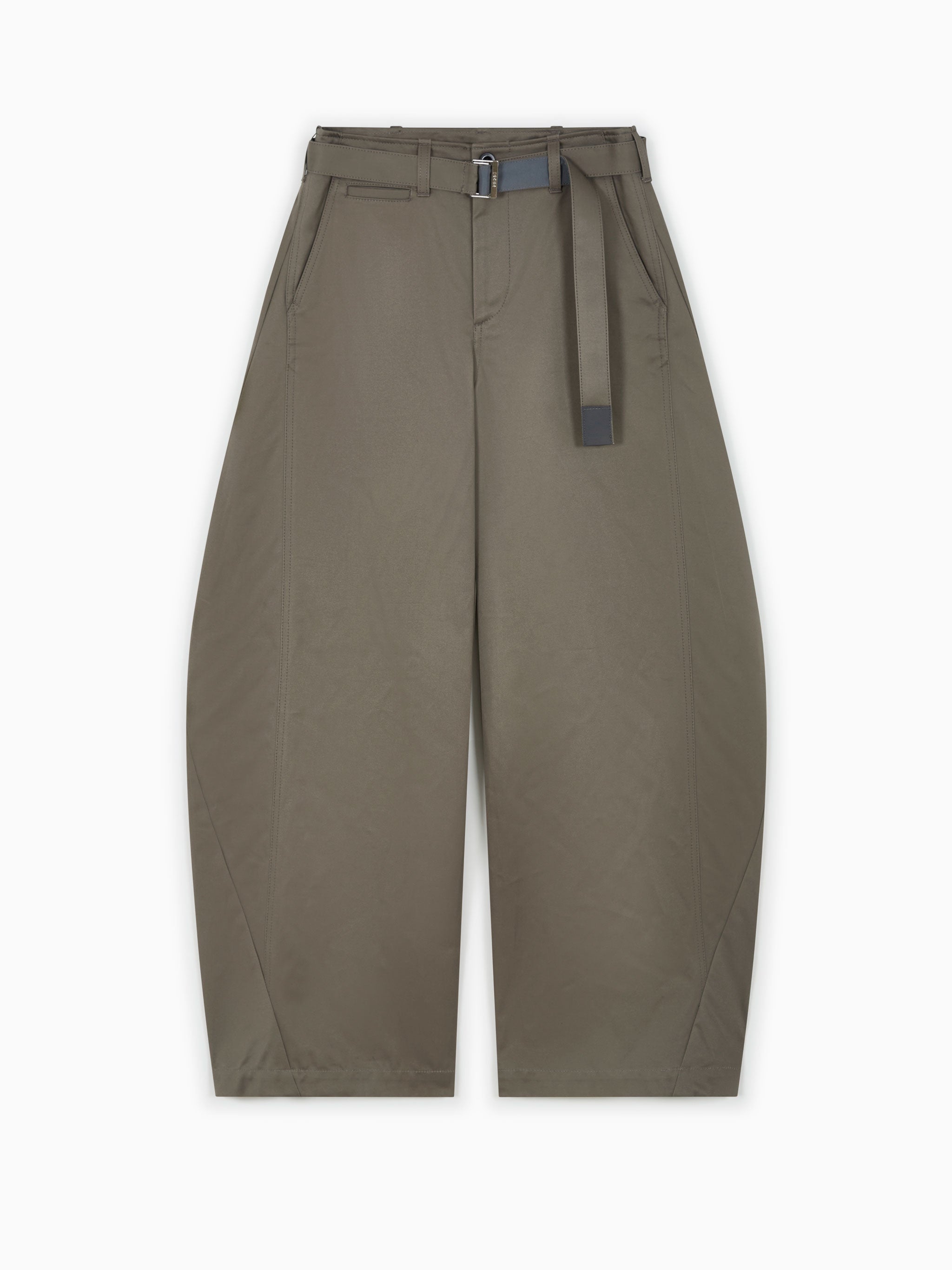 Chinos con piernas curvas