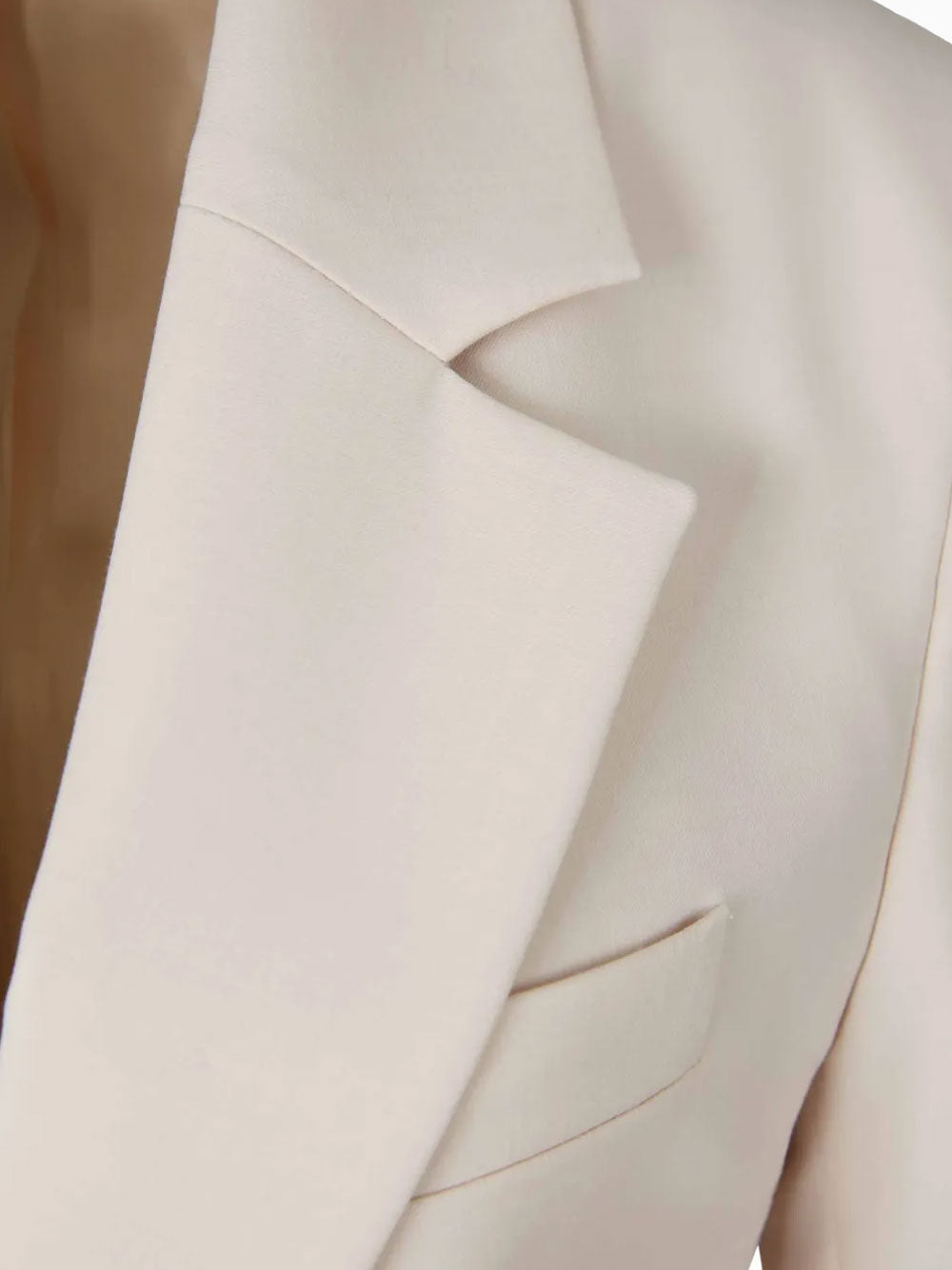 Double-buttoned blazer