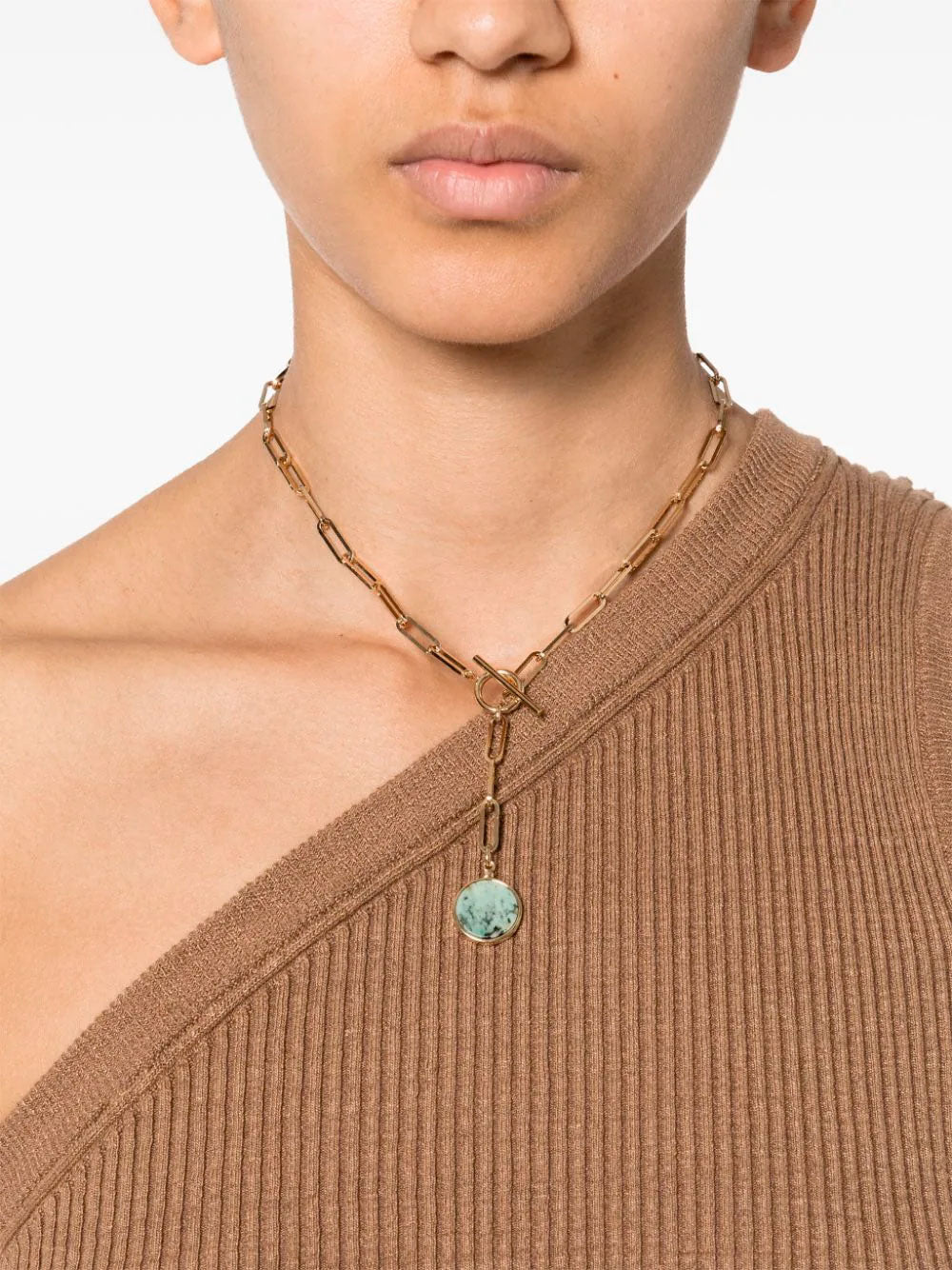 Stone-pendant necklace