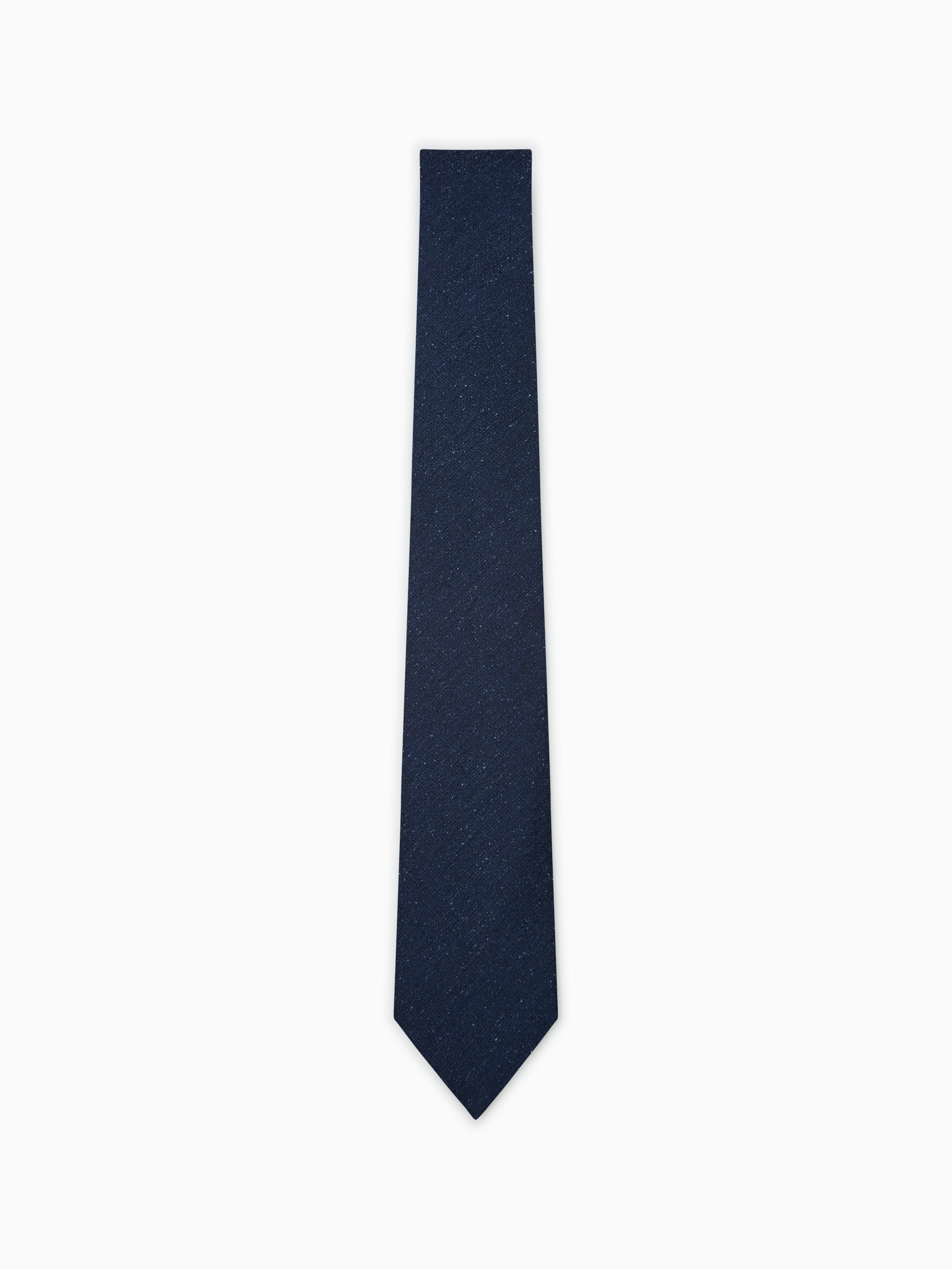 Textured tie