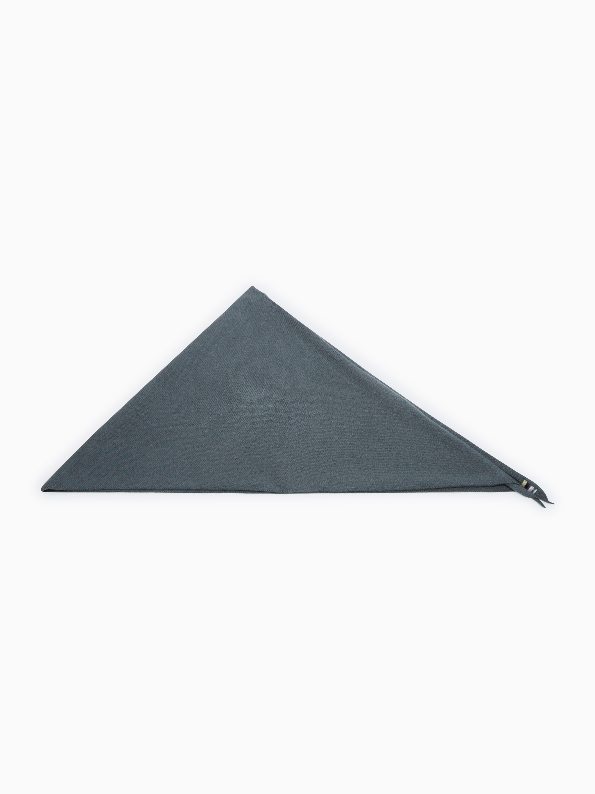 Triangular scarf