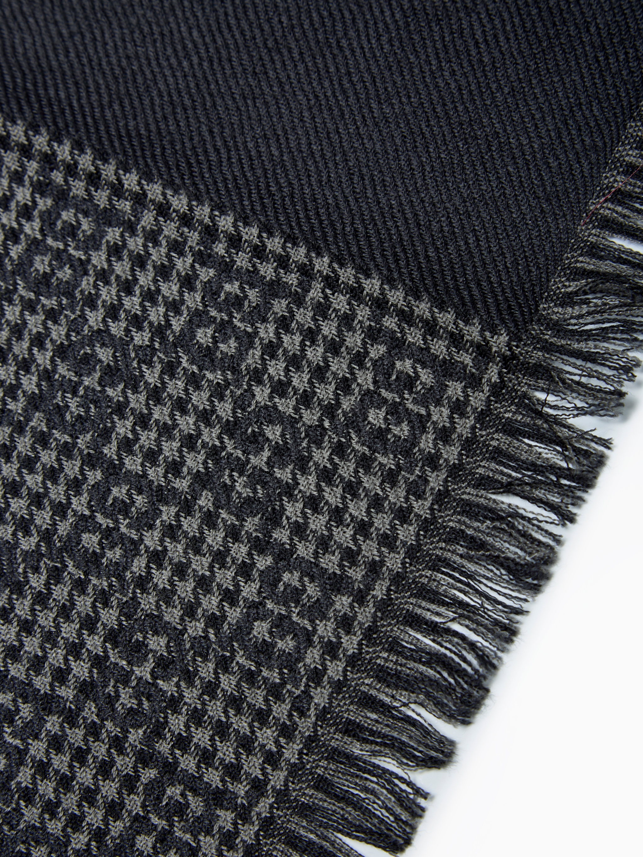 GG pied de poule shawl