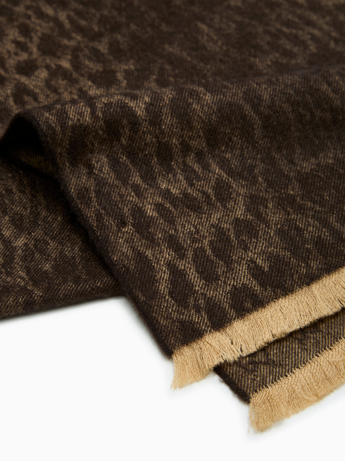 Wool scarf
