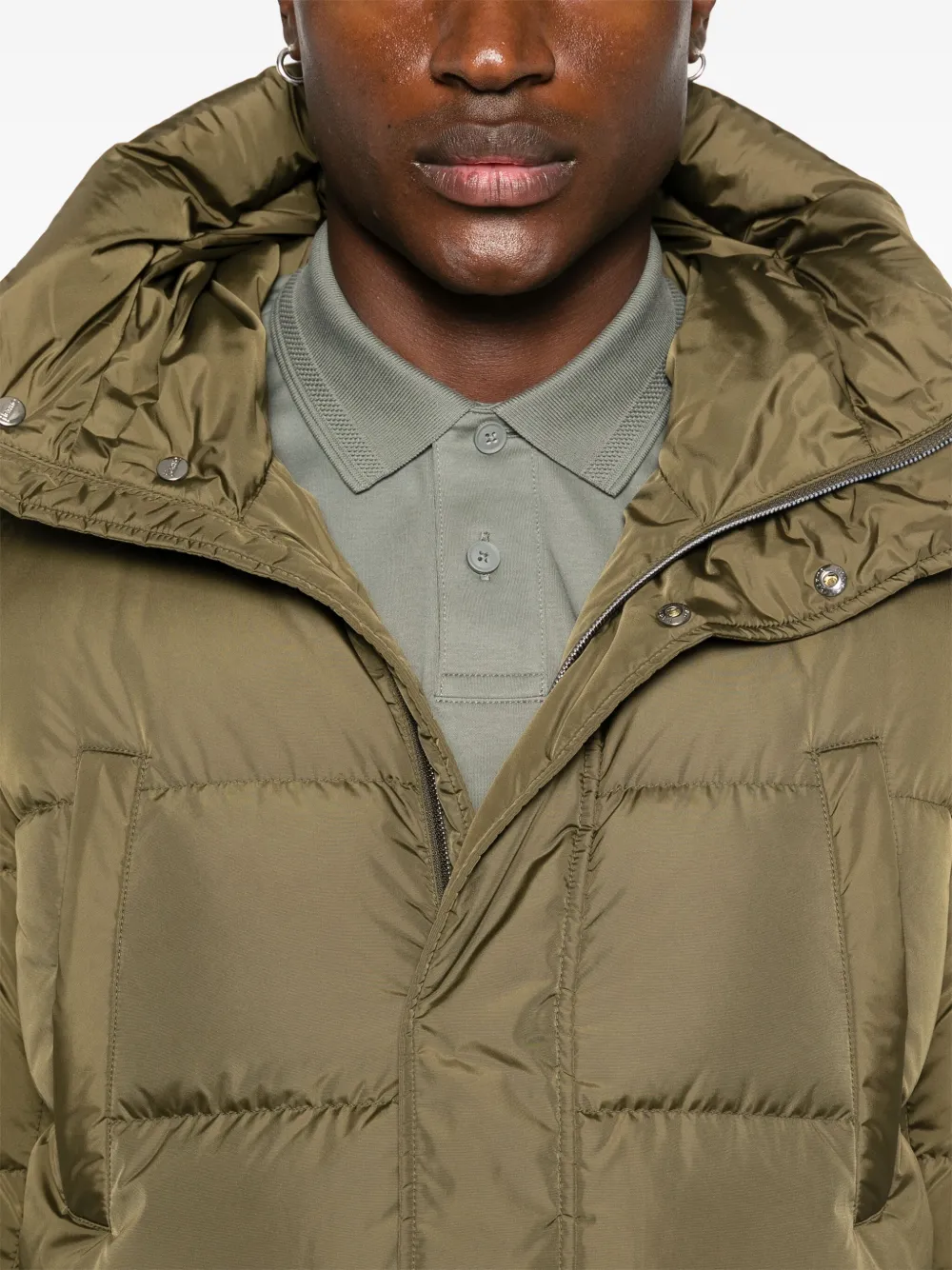 Hooded puffer jacket