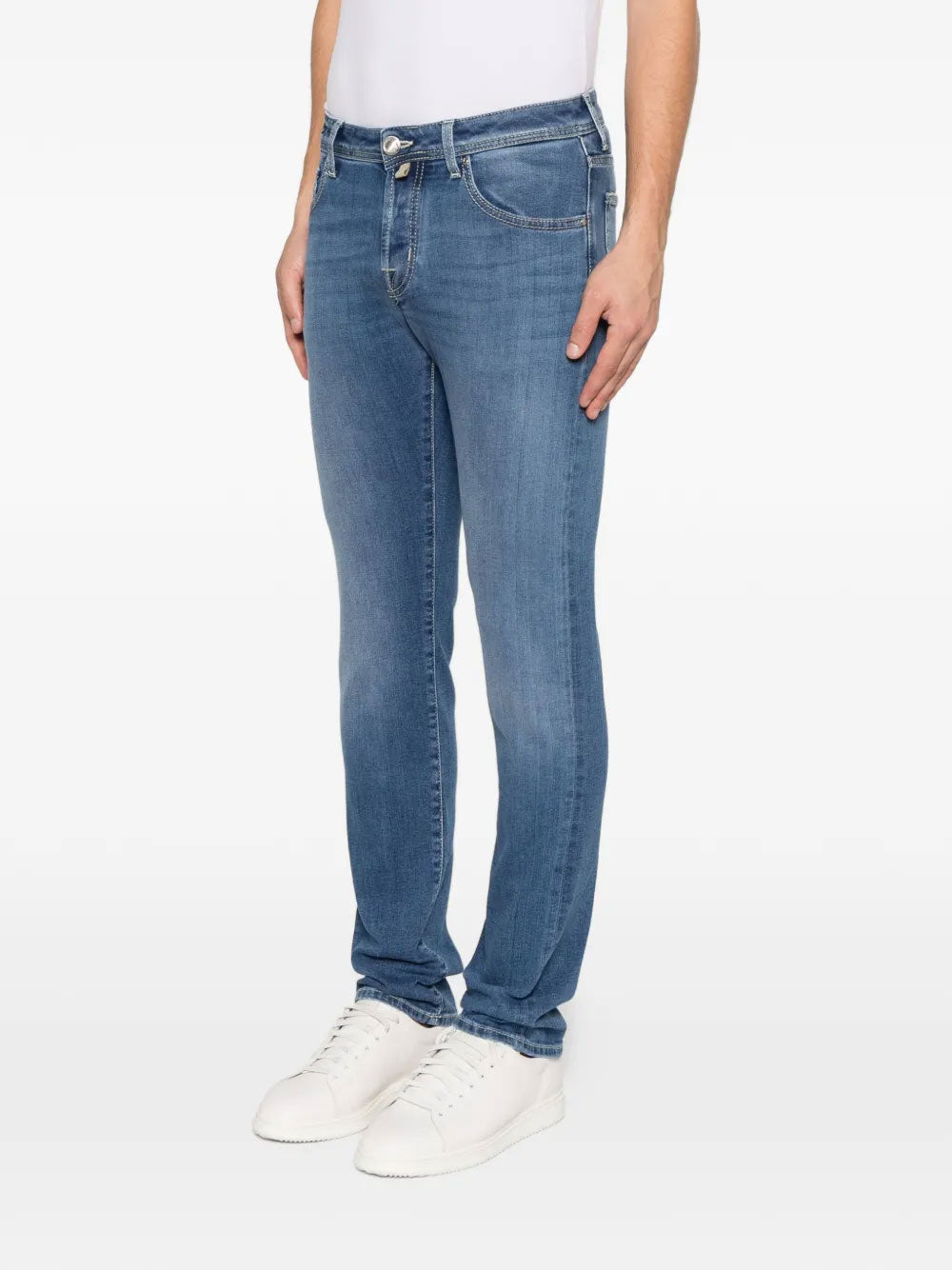 Nick jeans