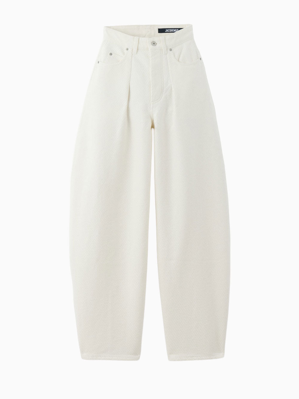 Ovalo de-Nîmes jeans