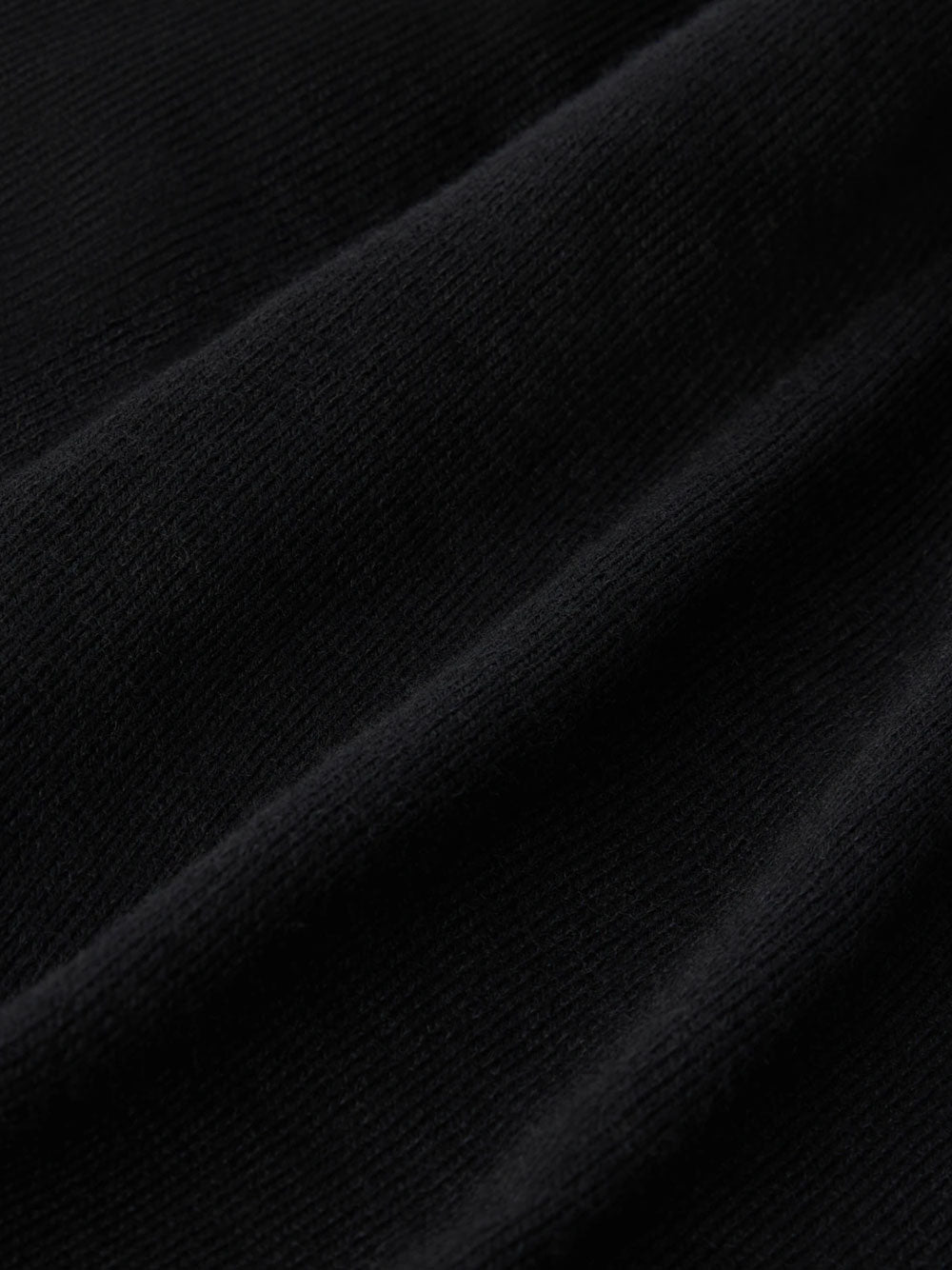 Triangular scarf