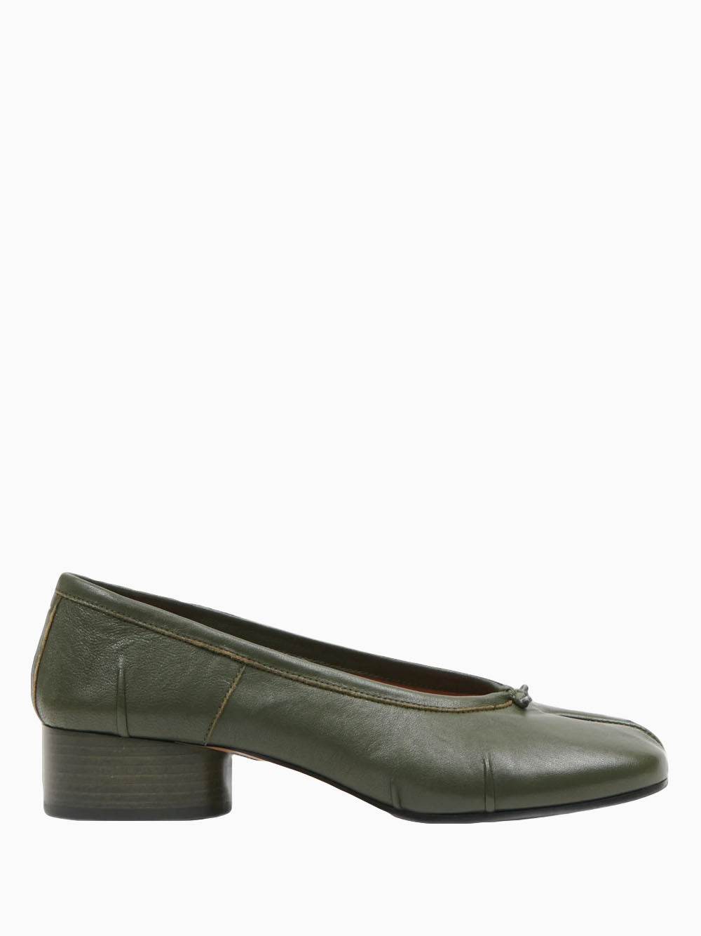 Heeled ballerinas