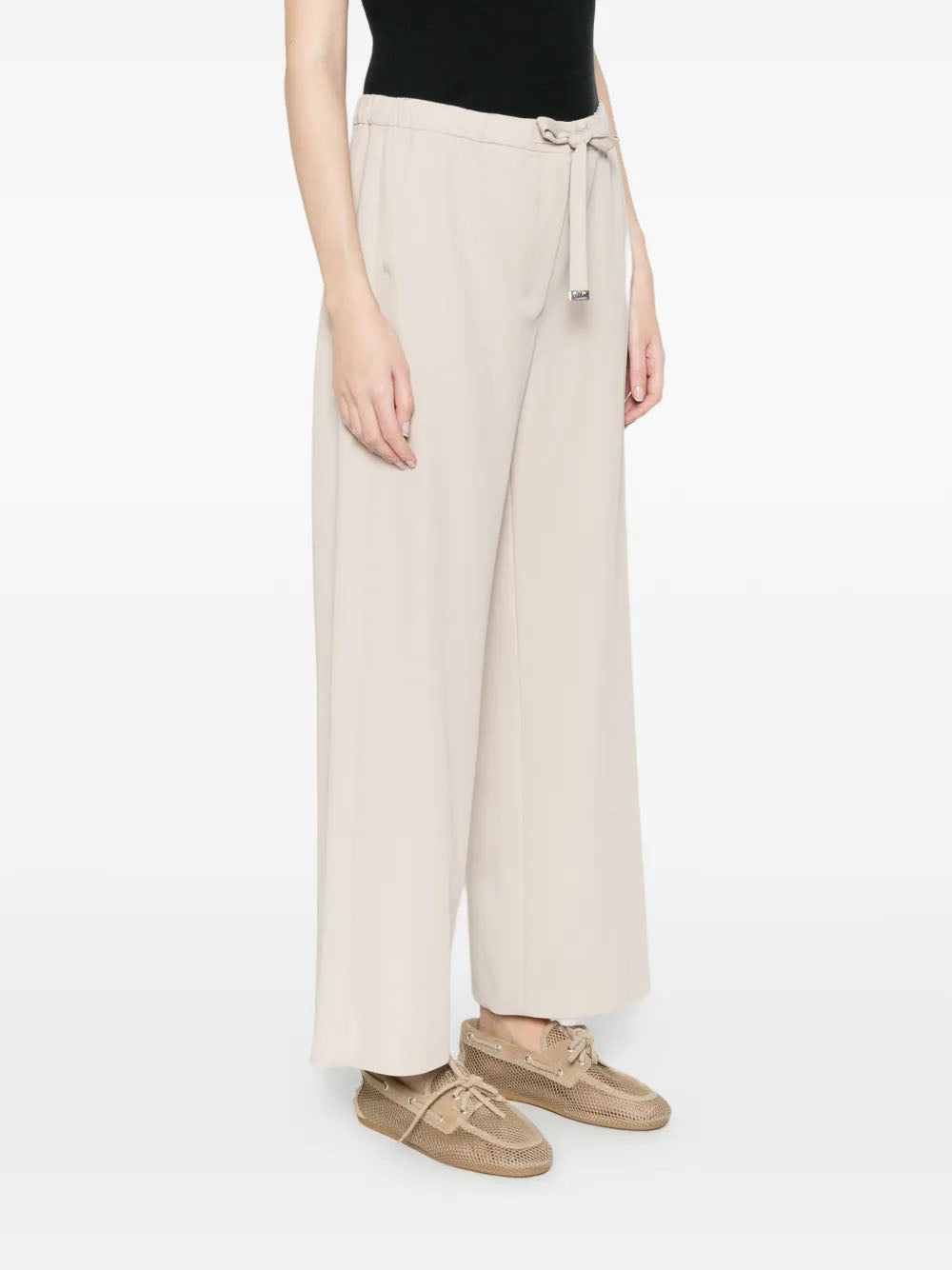 Pantalones con cordón