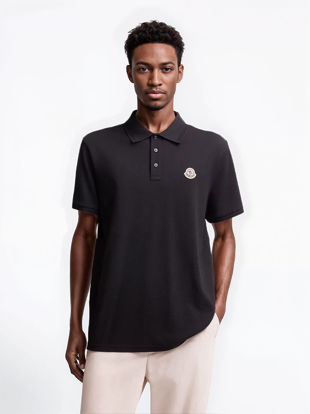 Polo con logo