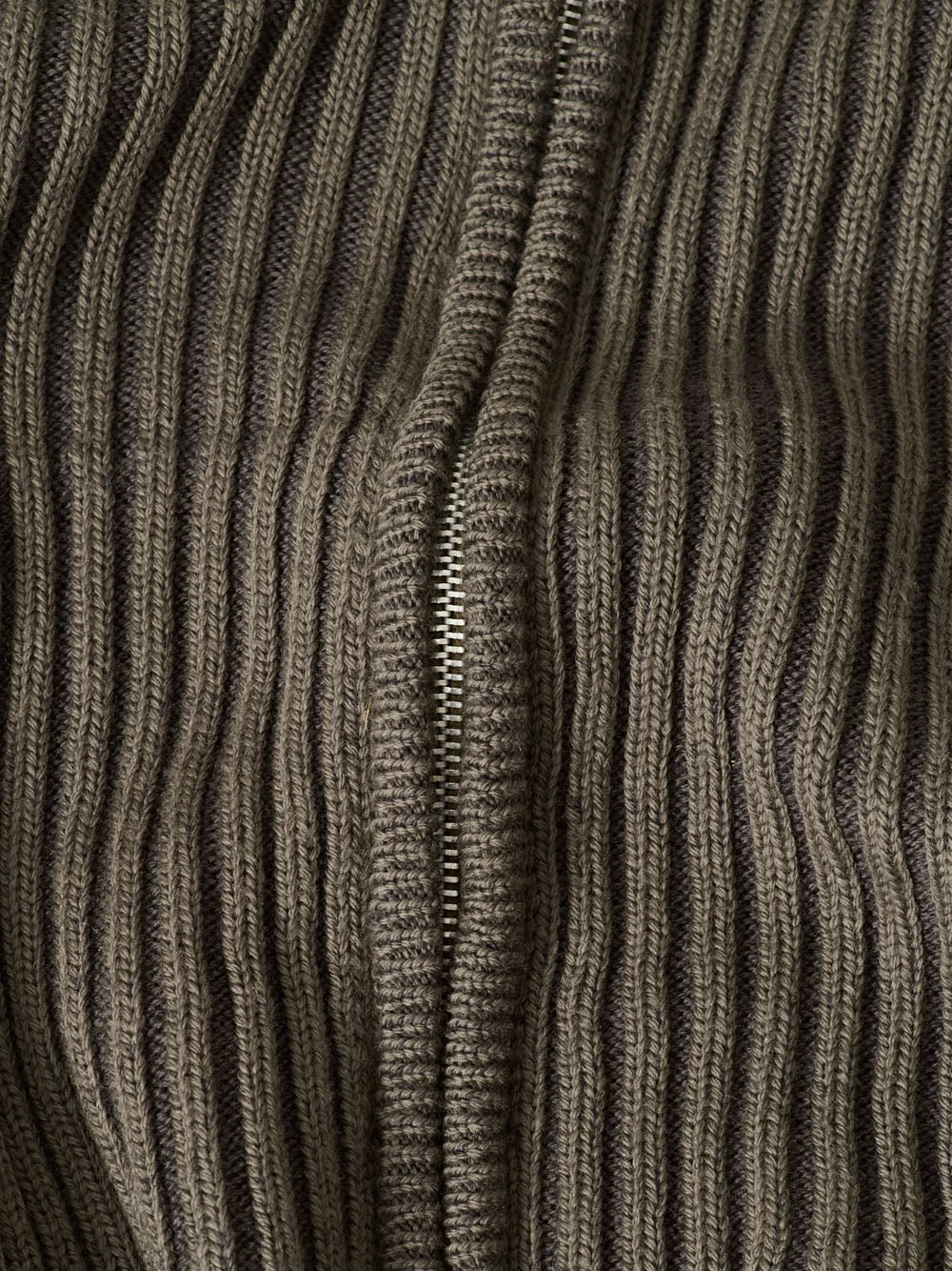 Level hood cardigan
