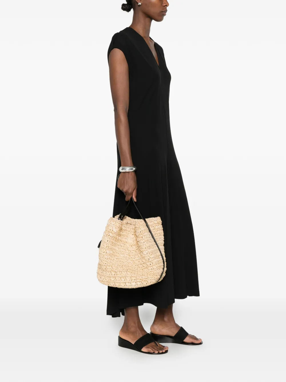 Vestido midi con cuello en V