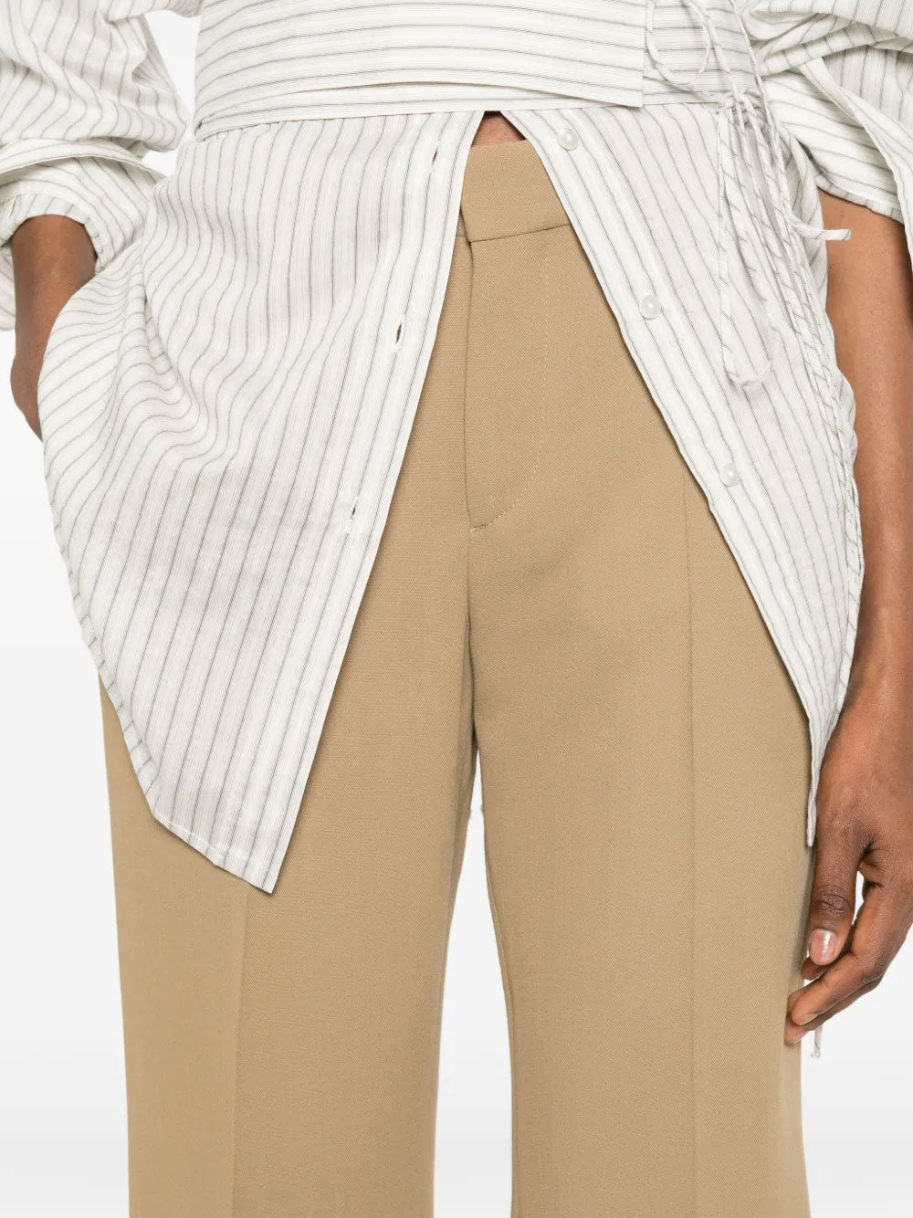 Pantalones Kick Flare