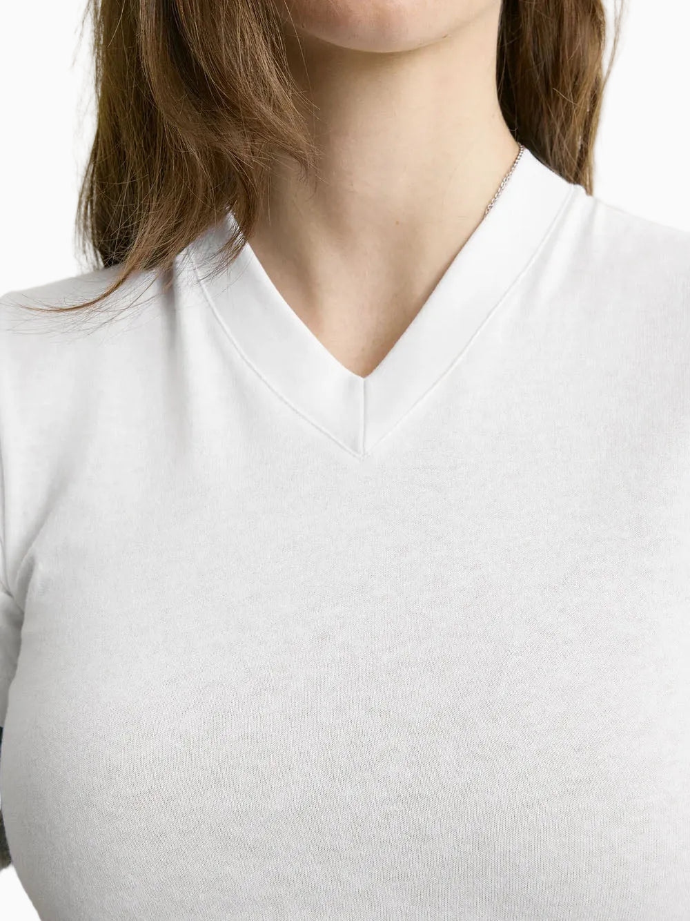 Wide-ribbed v-neck tee