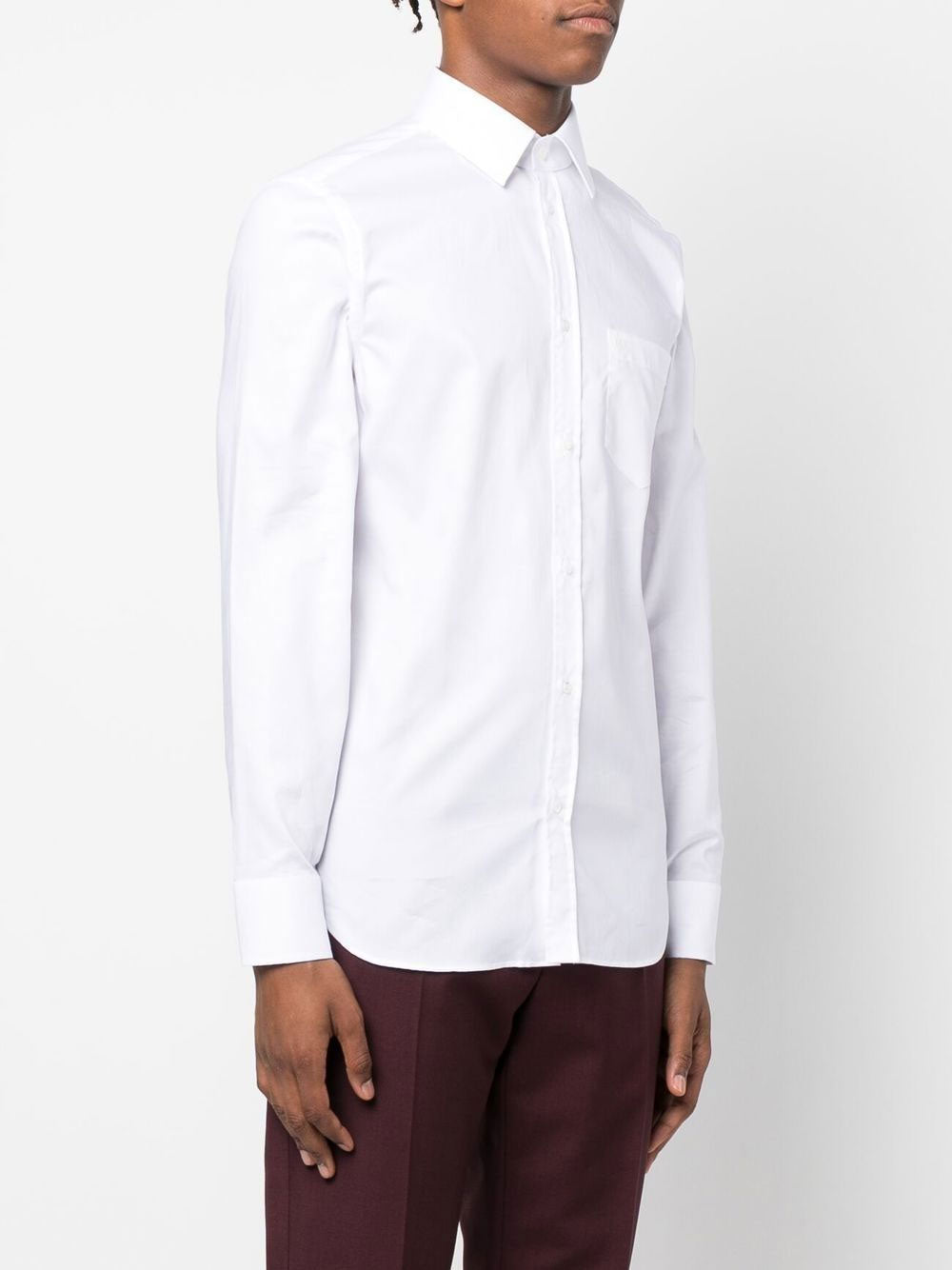 Camisa abotonada con bolsillo en el pecho