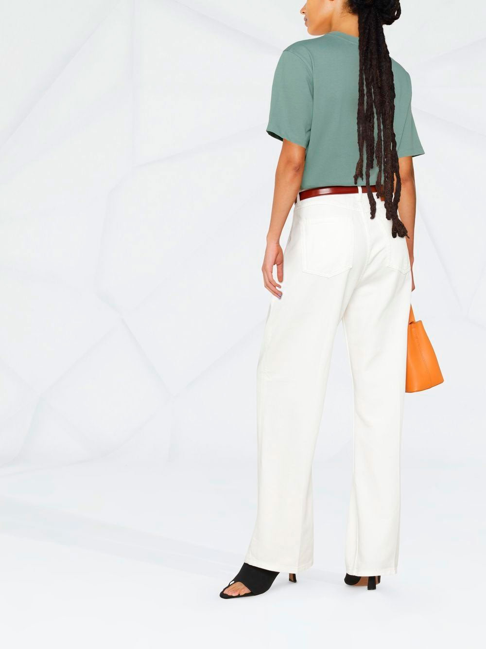 Jeans de pierna ancha y tiro alto