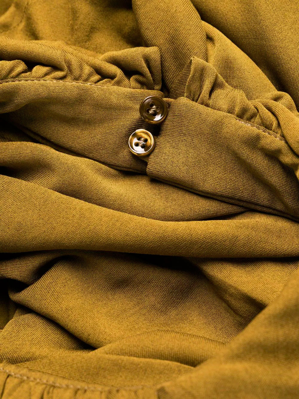 Maxi vestido cut-out con capucha