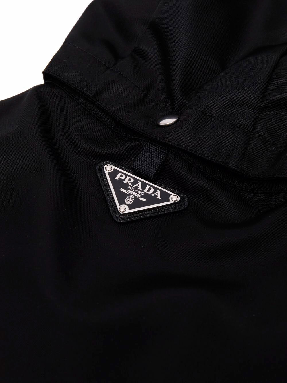 Impermeable de nylon con capucha para perro