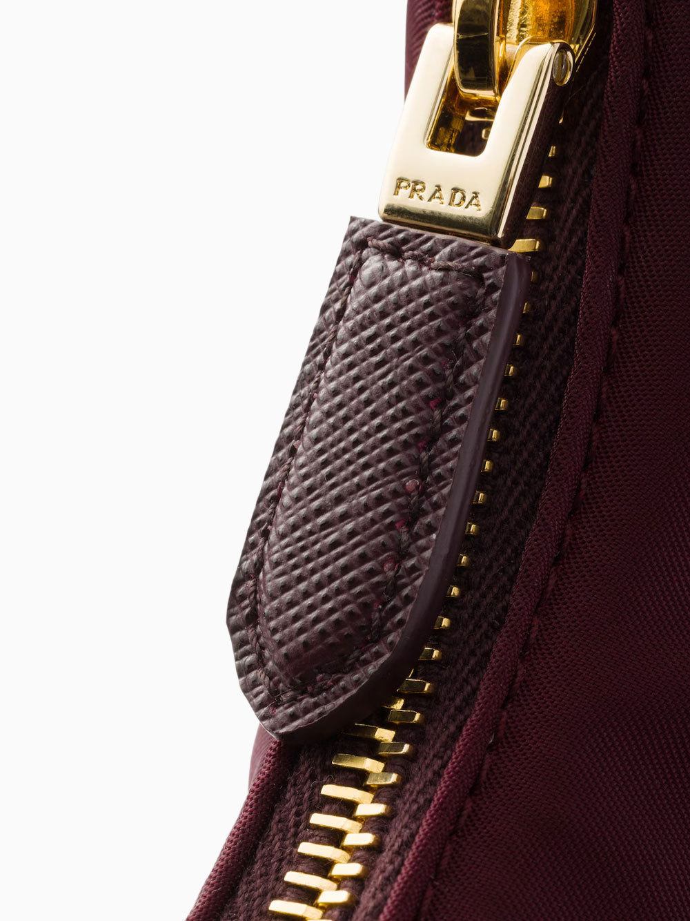 Prada Re-Edition 2005 minibag