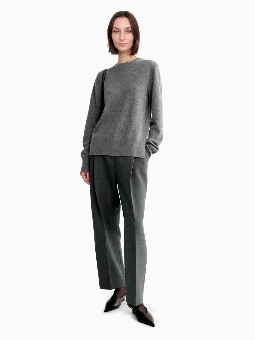 Pleated straight trousers