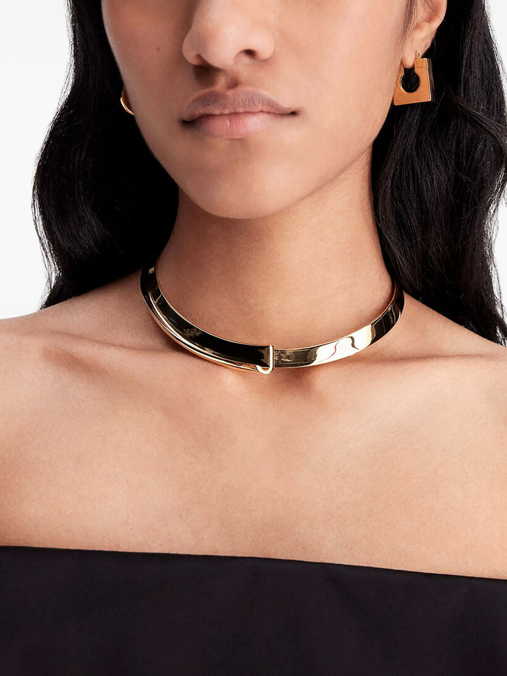 Collar chocker J