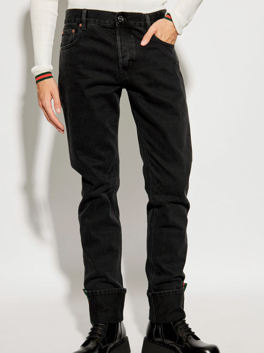 Slim-fit jeans