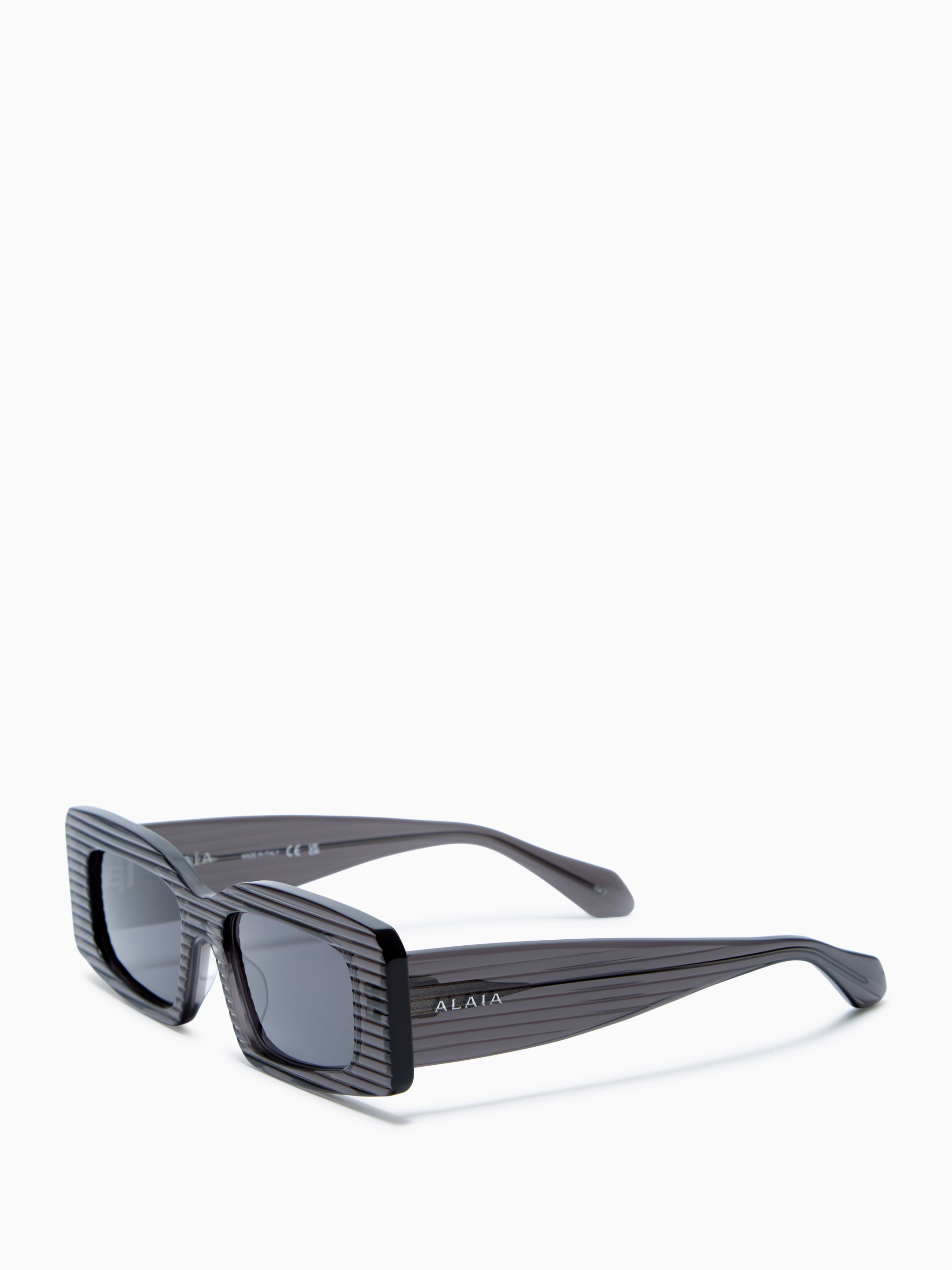 Rectangular sunglasses