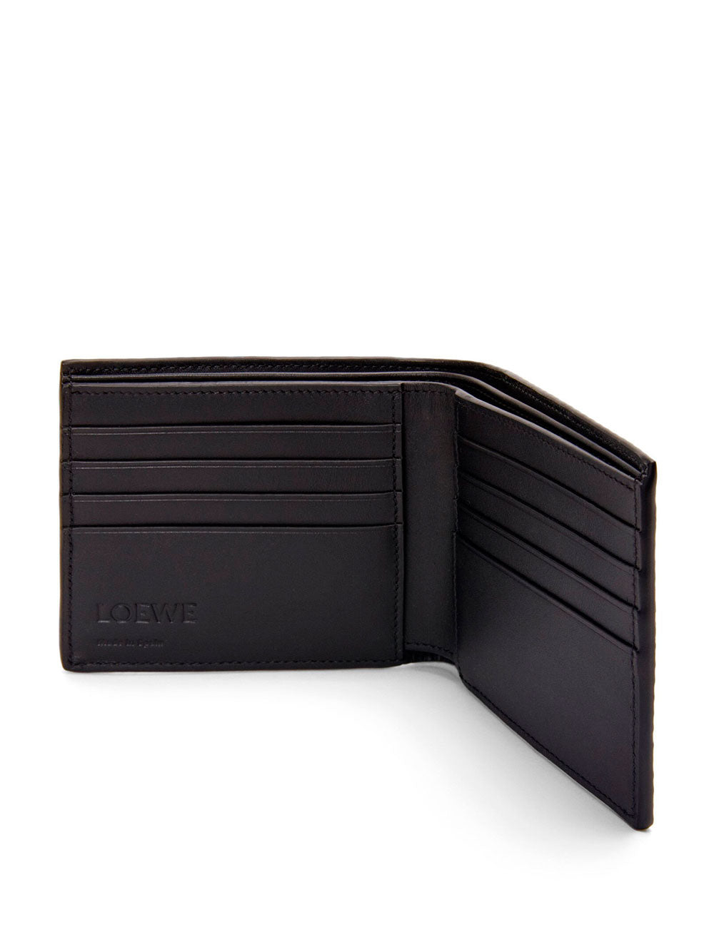 Bifold textured wallet