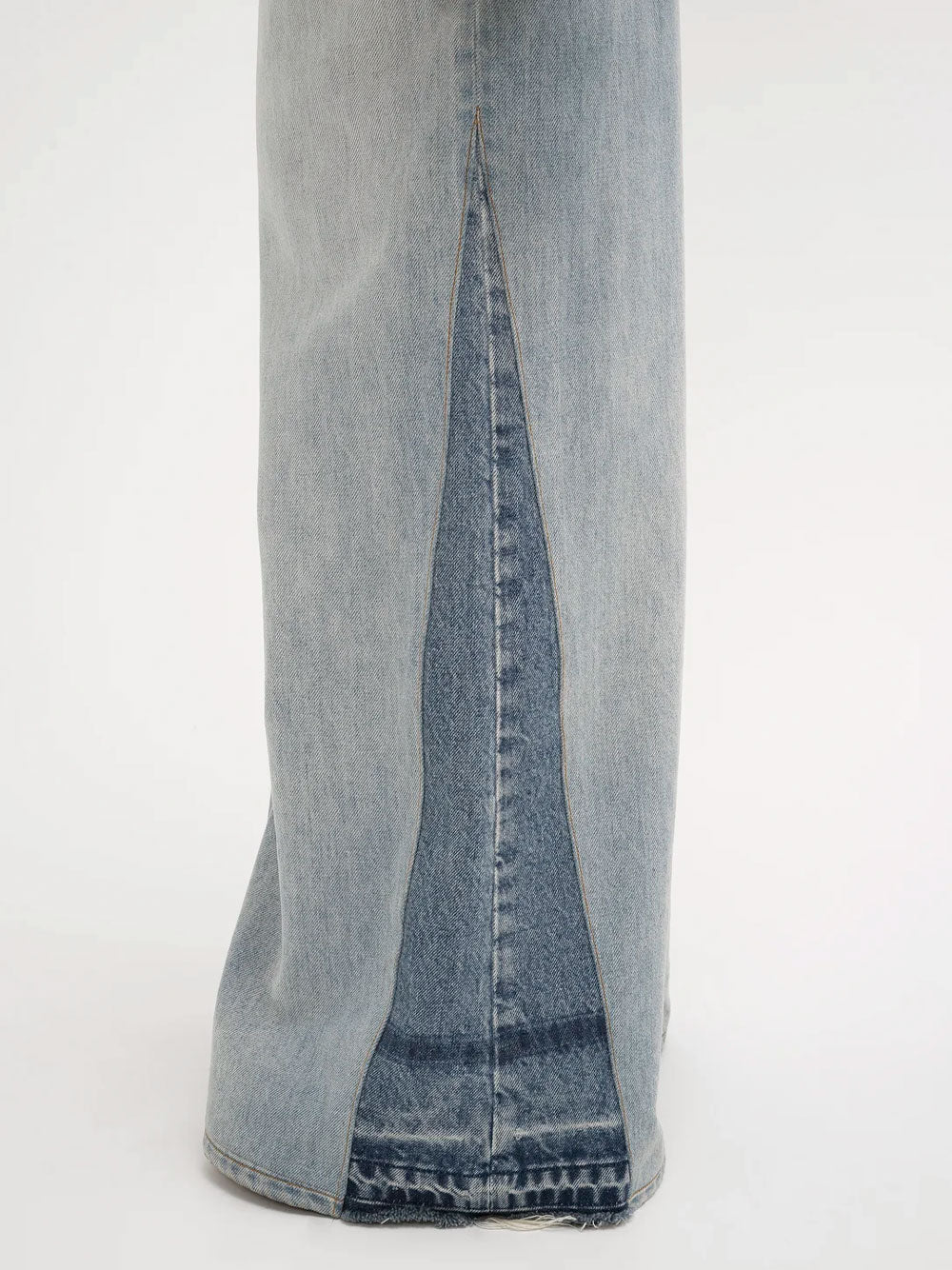 Wide-leg jeans