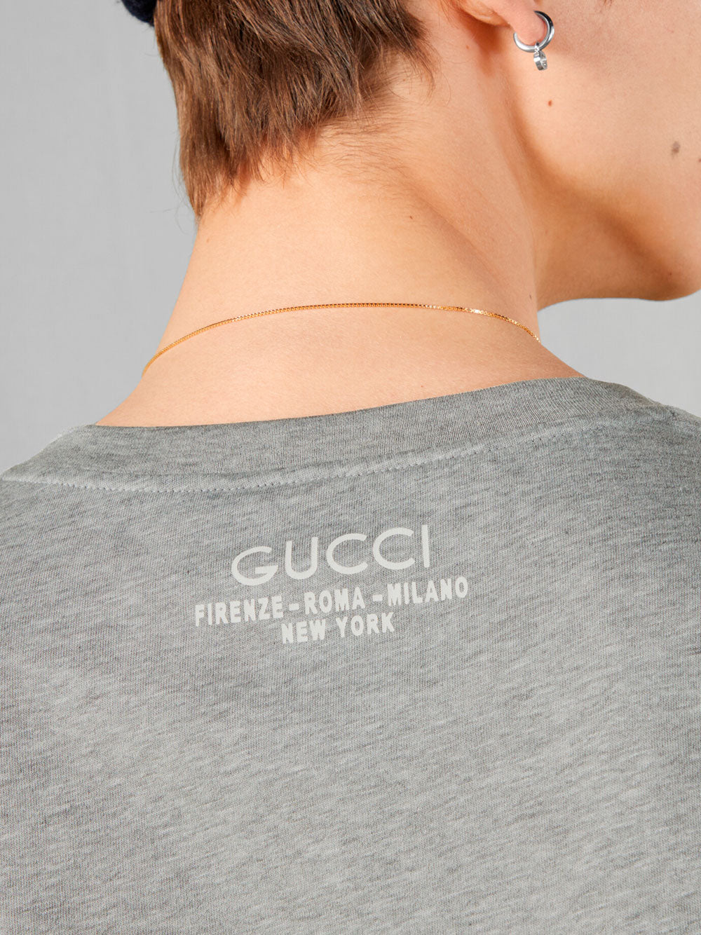 Tear neckline t shirt Gucci OTTODISANPIETRO