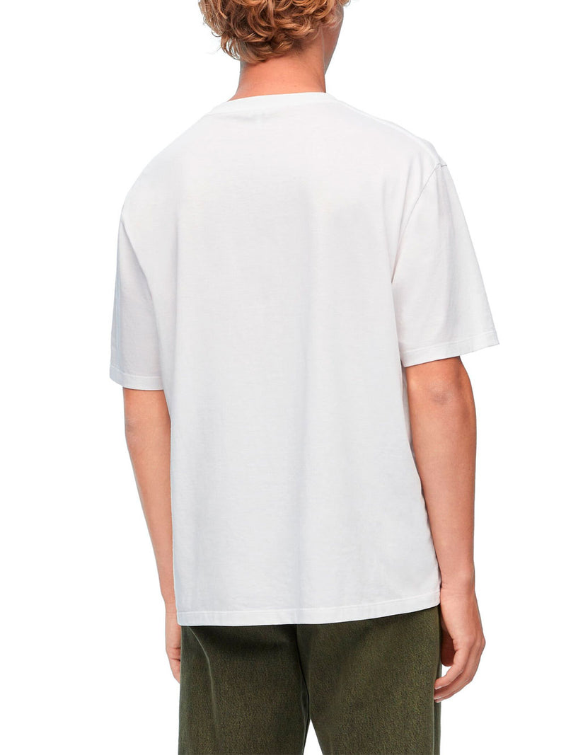 Loose-fitting T-shirt