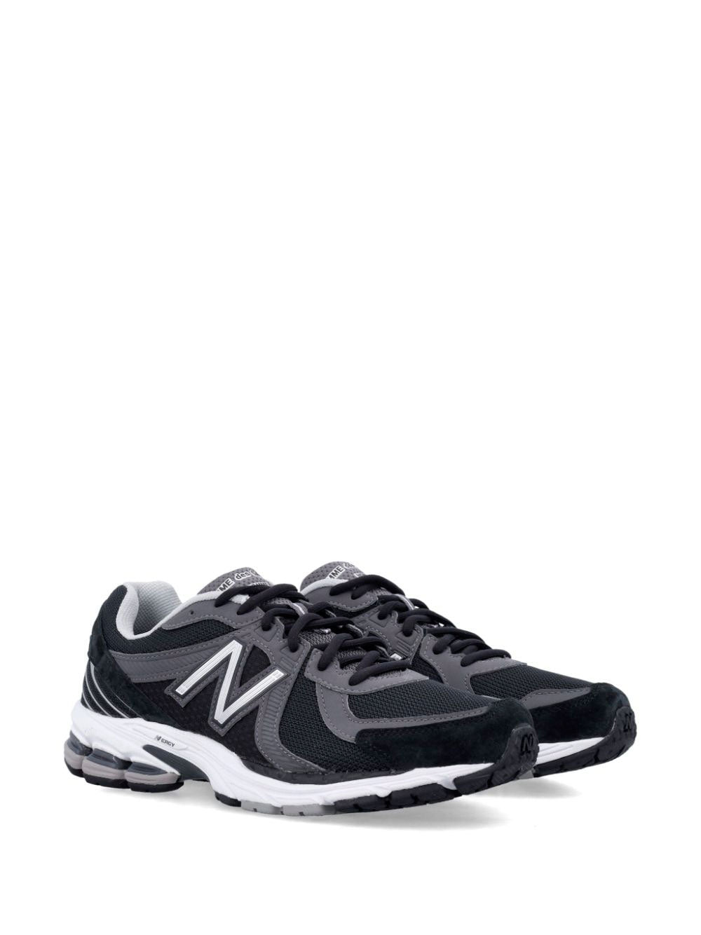 x New Balance sneakers 860v2