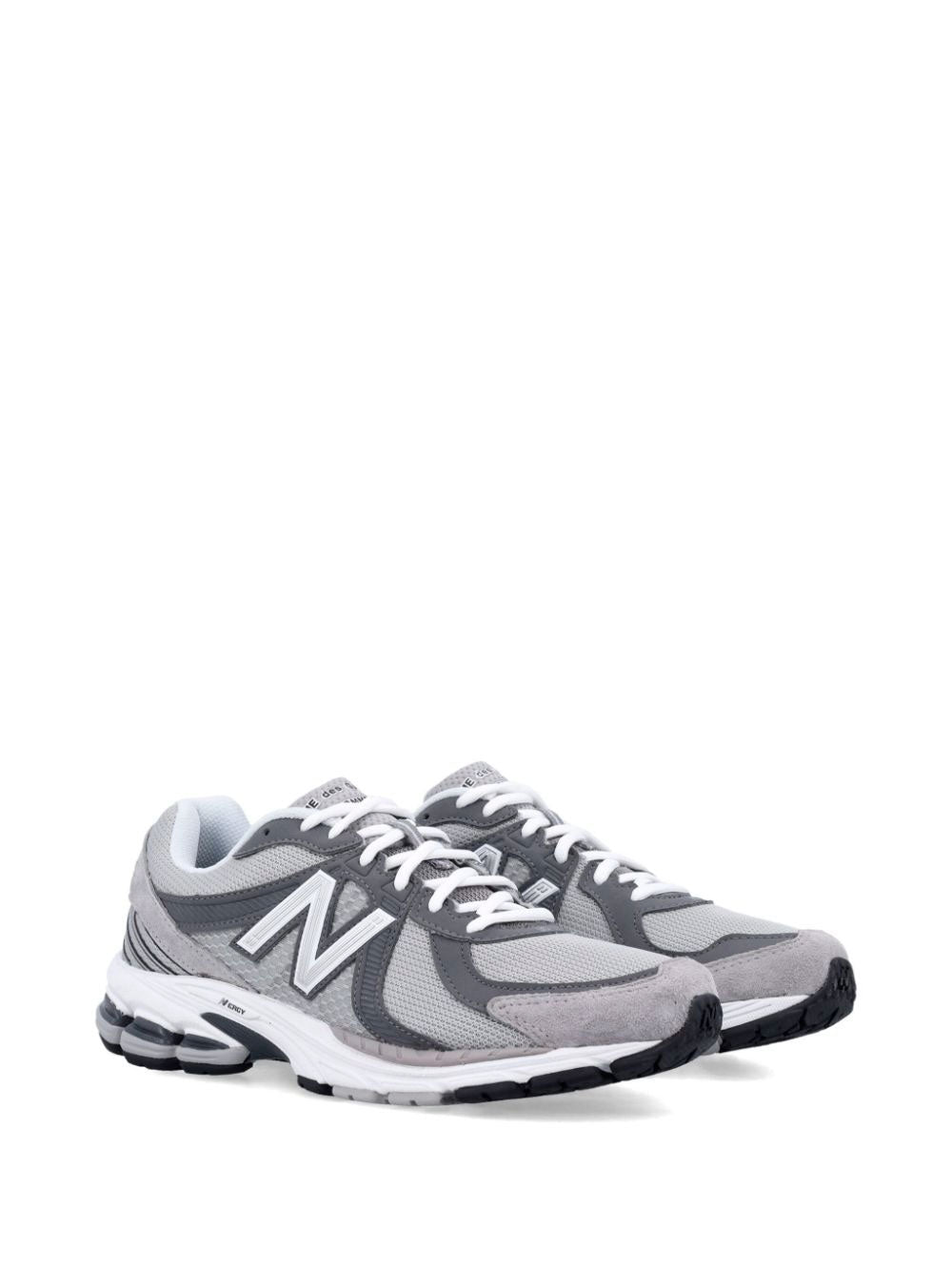 x New Balance 860v2 sneakers